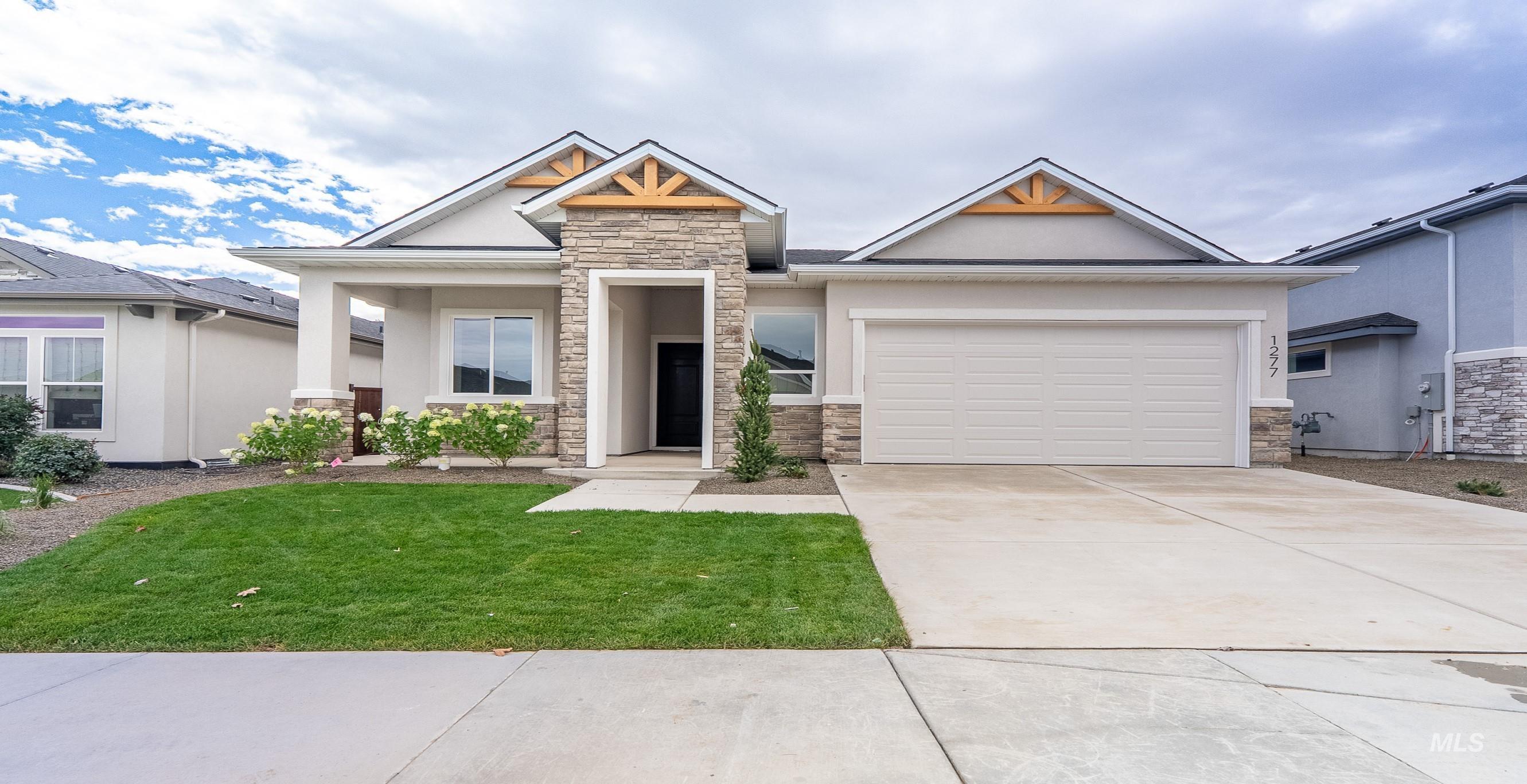 1277 W Eiger Drive, Nampa, Idaho 83686, 3 Bedrooms, 2.5 Bathrooms, Residential For Sale, Price $529,900,MLS 98959863