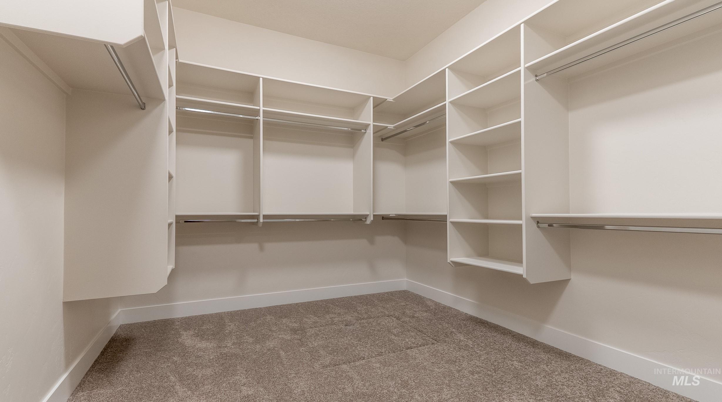 1277 W Eiger Drive, Nampa, Idaho 83686, 3 Bedrooms, 2.5 Bathrooms, Residential For Sale, Price $529,900,MLS 98959863