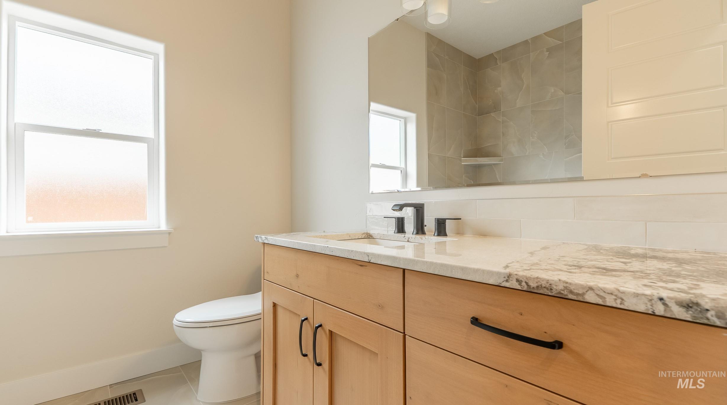 1277 W Eiger Drive, Nampa, Idaho 83686, 3 Bedrooms, 2.5 Bathrooms, Residential For Sale, Price $529,900,MLS 98959863