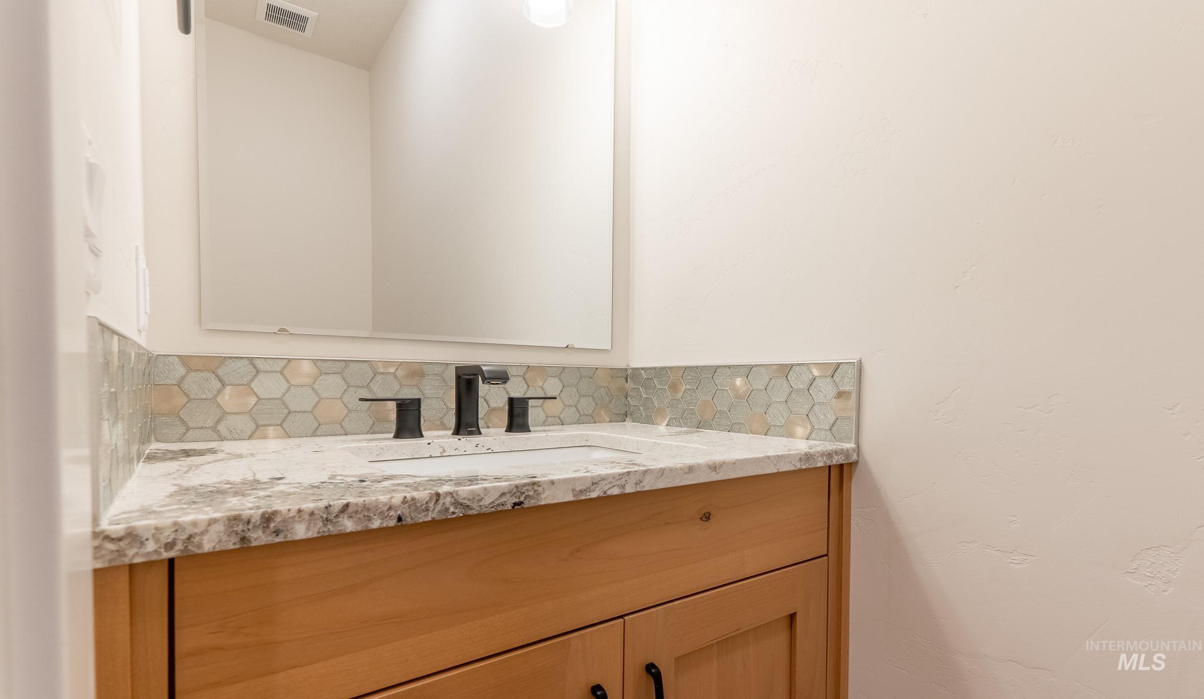 1277 W Eiger Drive, Nampa, Idaho 83686, 3 Bedrooms, 2.5 Bathrooms, Residential For Sale, Price $529,900,MLS 98959863