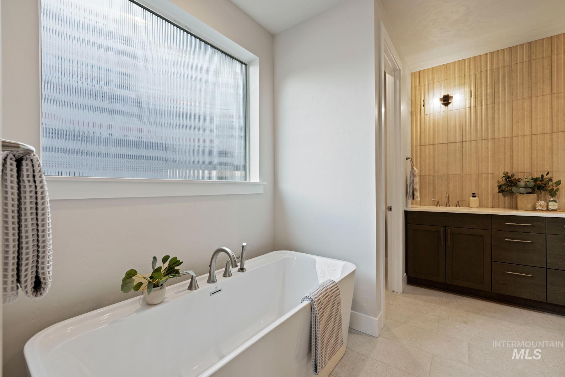 1173 W Malbar St, Meridian, Idaho 83646, 4 Bedrooms, 3 Bathrooms, Residential For Sale, Price $799,800,MLS 98959867