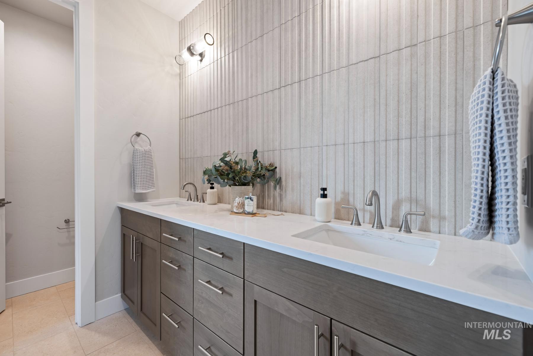 1173 W Malbar St, Meridian, Idaho 83646, 4 Bedrooms, 3 Bathrooms, Residential For Sale, Price $799,800,MLS 98959867