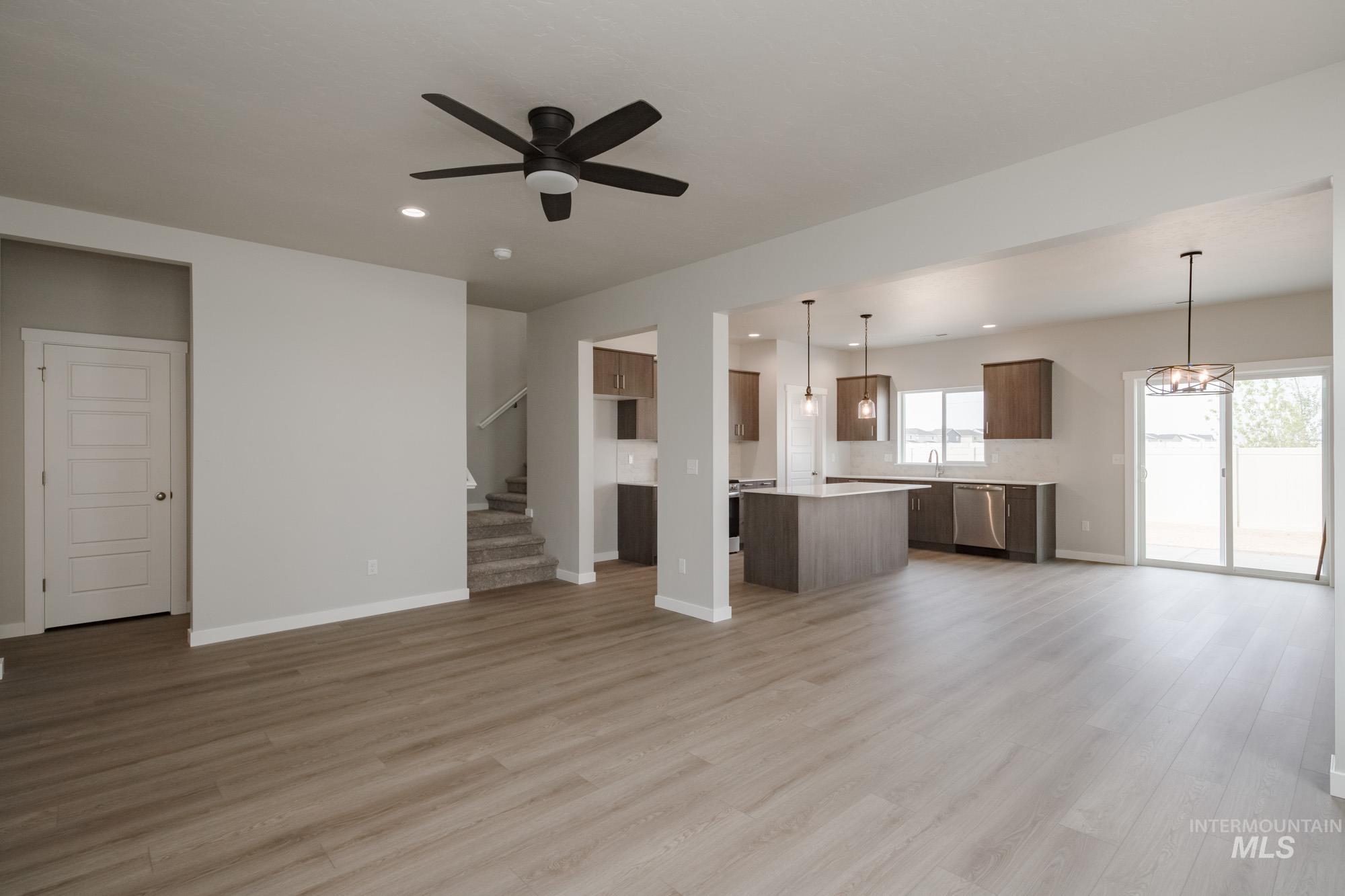 4197 N Delphi Ave, Meridian, Idaho 83646, 3 Bedrooms, 2.5 Bathrooms, Residential For Sale, Price $454,990,MLS 98959868