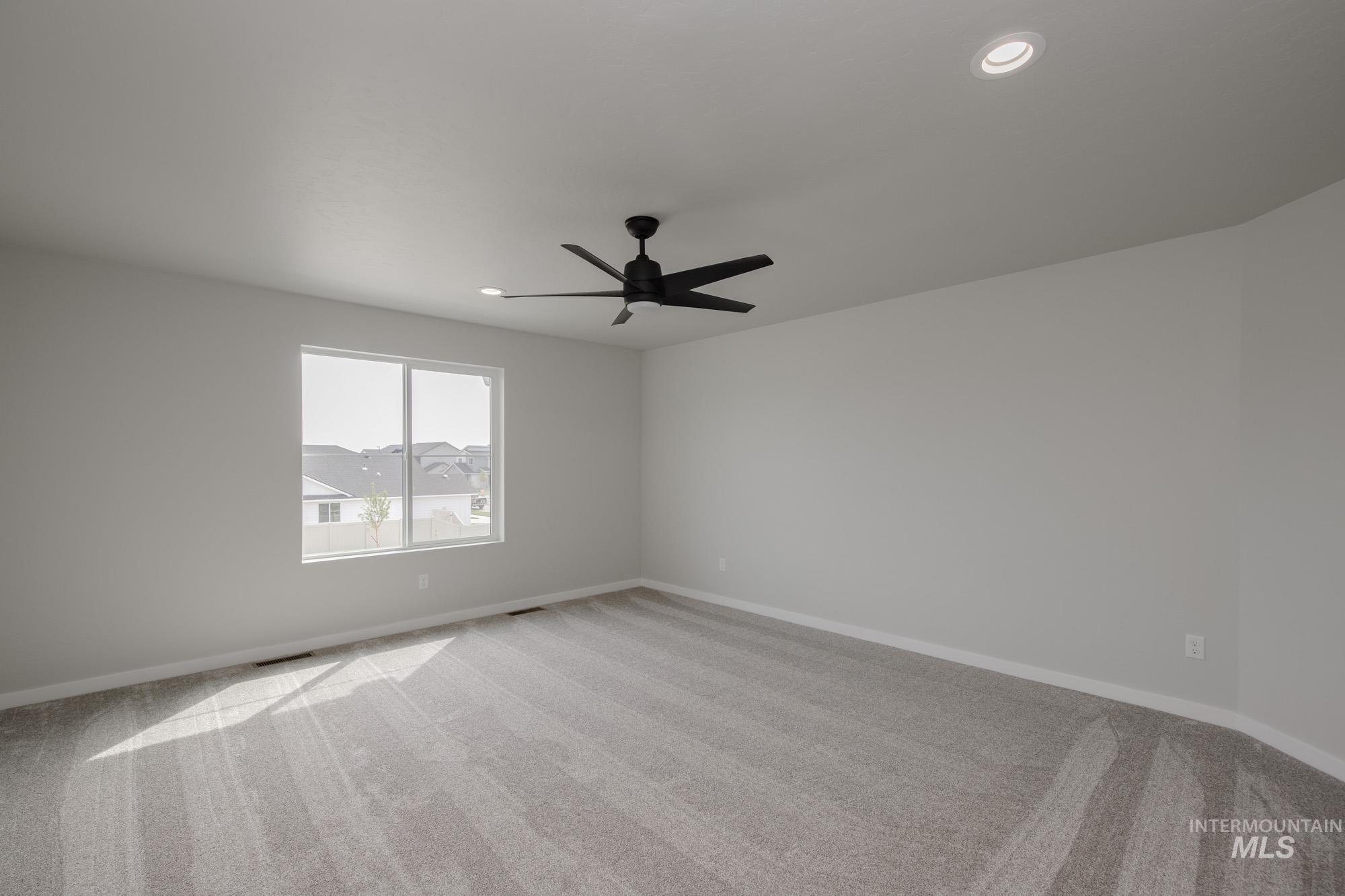 4197 N Delphi Ave, Meridian, Idaho 83646, 3 Bedrooms, 2.5 Bathrooms, Residential For Sale, Price $454,990,MLS 98959868