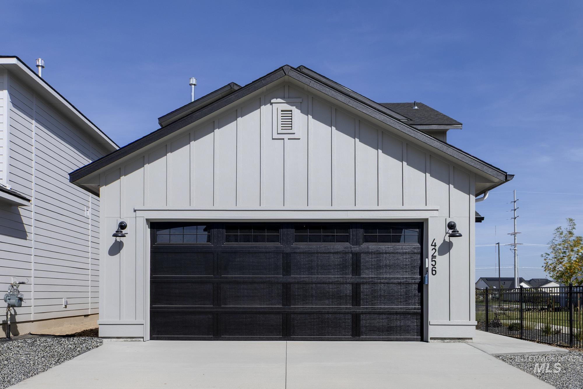 4256 E Kalinga St, Meridian, Idaho 83642, 3 Bedrooms, 2.5 Bathrooms, Residential For Sale, Price $429,990,MLS 98959889