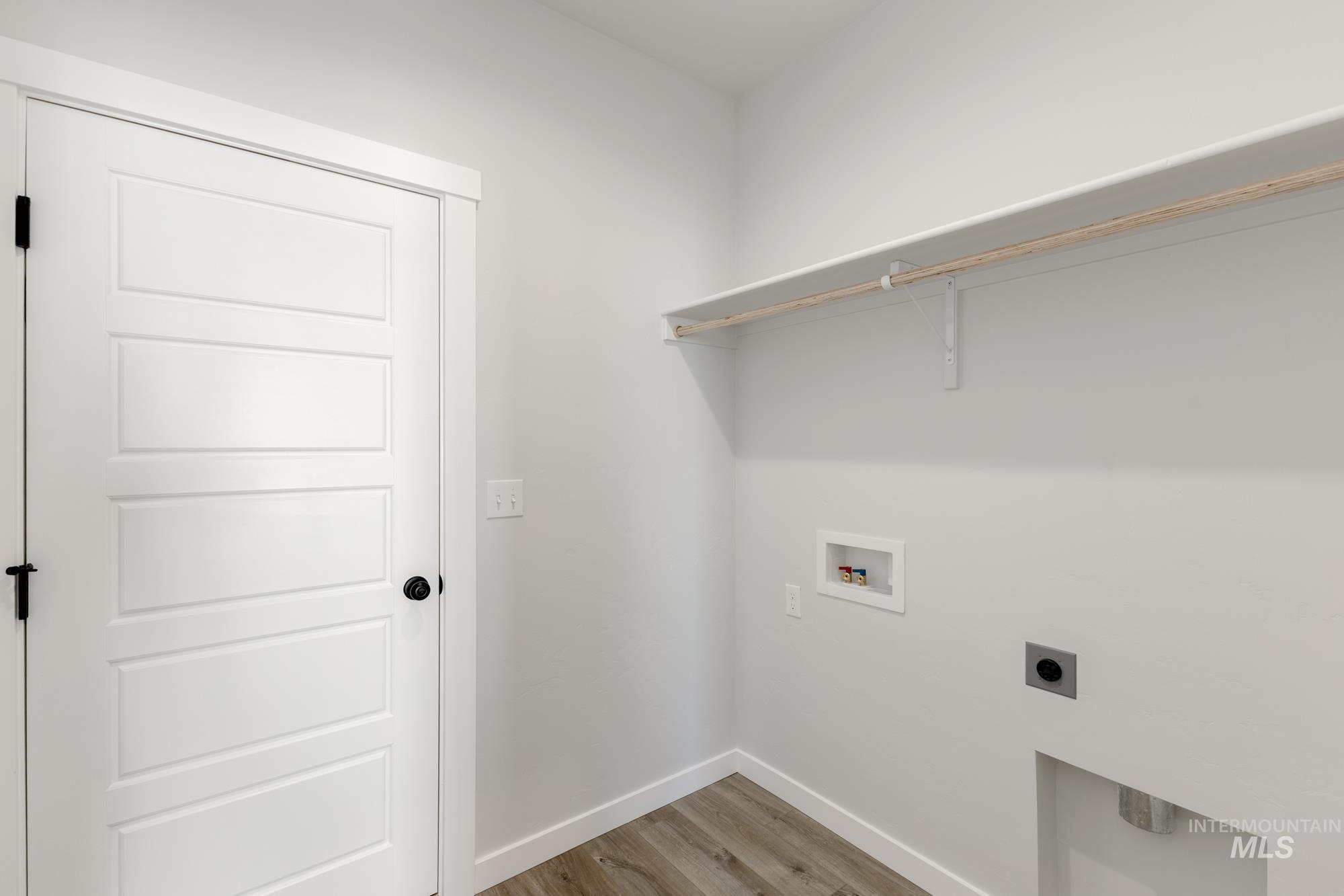 4256 E Kalinga St, Meridian, Idaho 83642, 3 Bedrooms, 2.5 Bathrooms, Residential For Sale, Price $429,990,MLS 98959889