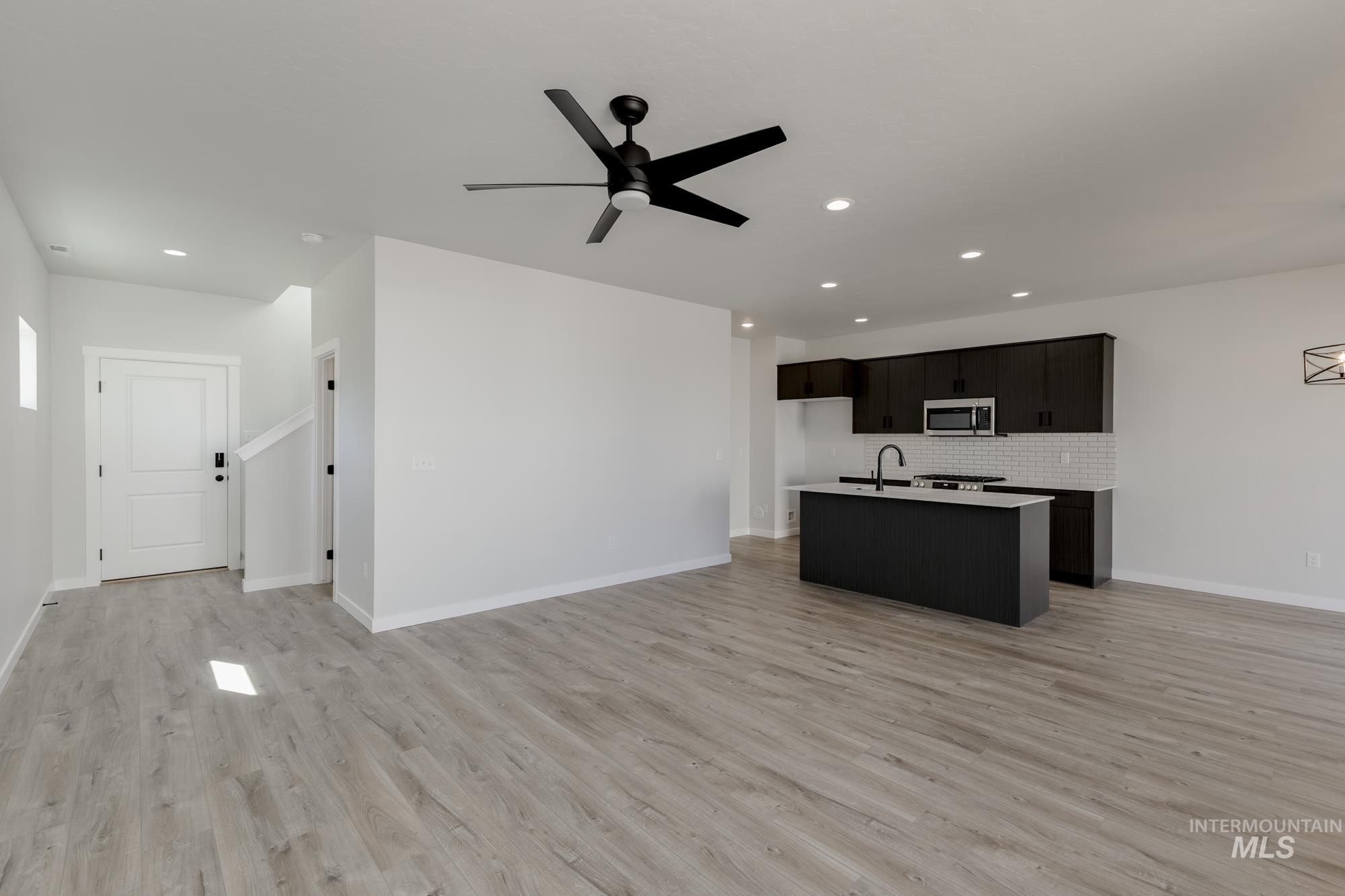 4256 E Kalinga St, Meridian, Idaho 83642, 3 Bedrooms, 2.5 Bathrooms, Residential For Sale, Price $429,990,MLS 98959889