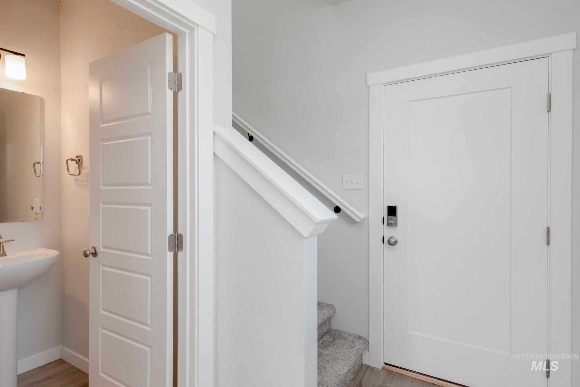 5022 S Amorita Ave, Meridian, Idaho 83709, 3 Bedrooms, 2.5 Bathrooms, Residential For Sale, Price $409,990,MLS 98959897