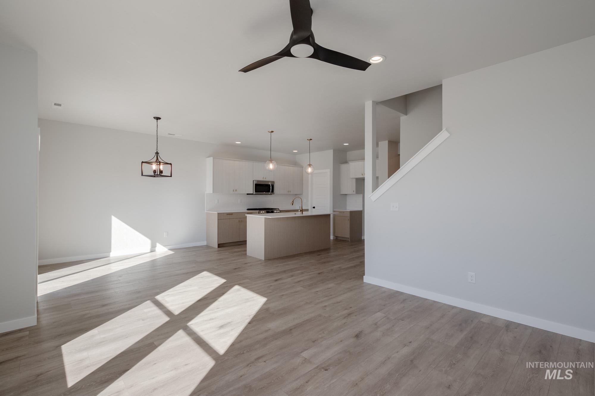 4191 E Hillsong St, Meridian, Idaho 83642, 3 Bedrooms, 2.5 Bathrooms, Residential For Sale, Price $434,990,MLS 98959899