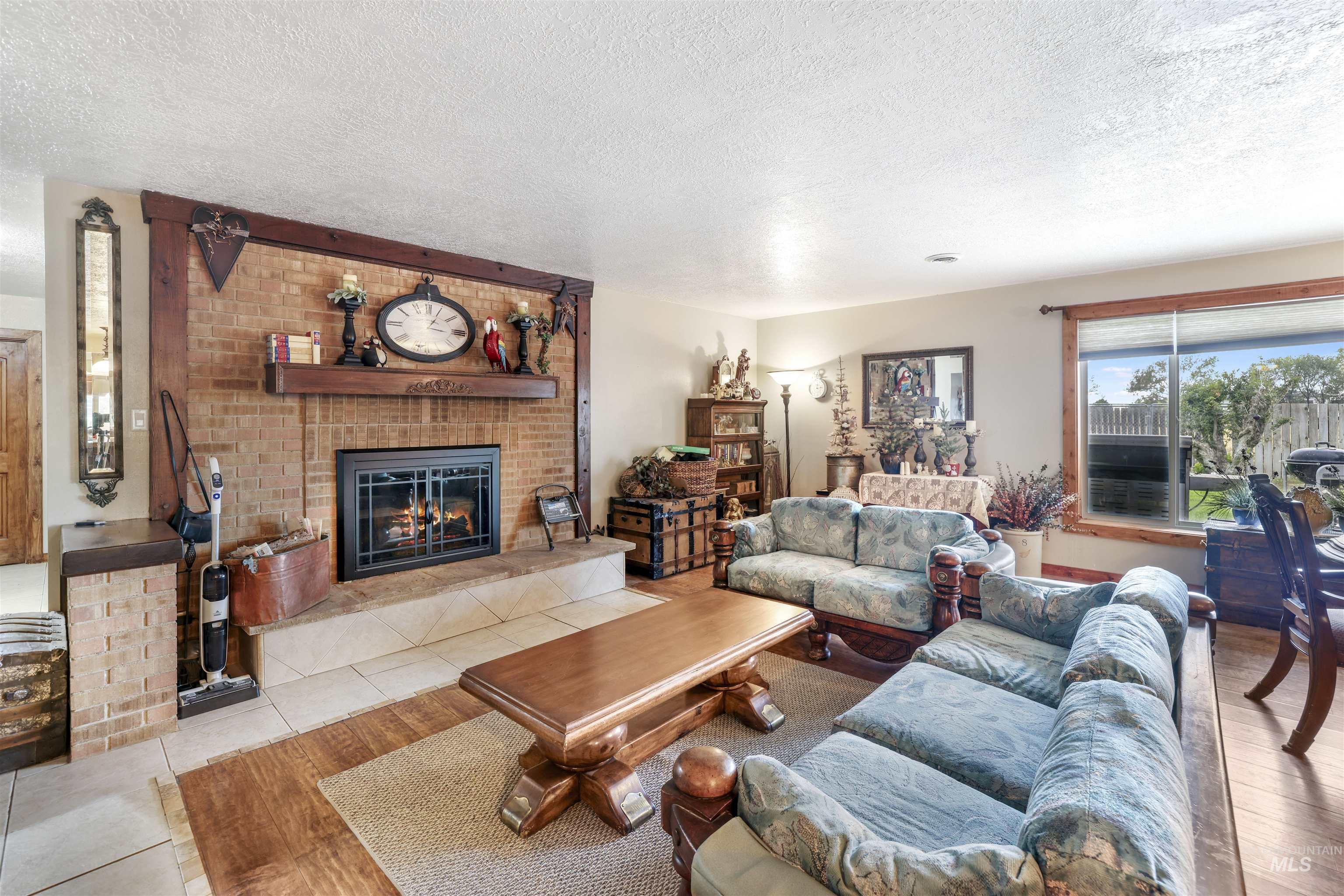 453 Mahard Dr, Twin Falls, Idaho 83301, 3 Bedrooms, 2 Bathrooms, Residential For Sale, Price $774,990,MLS 98959903