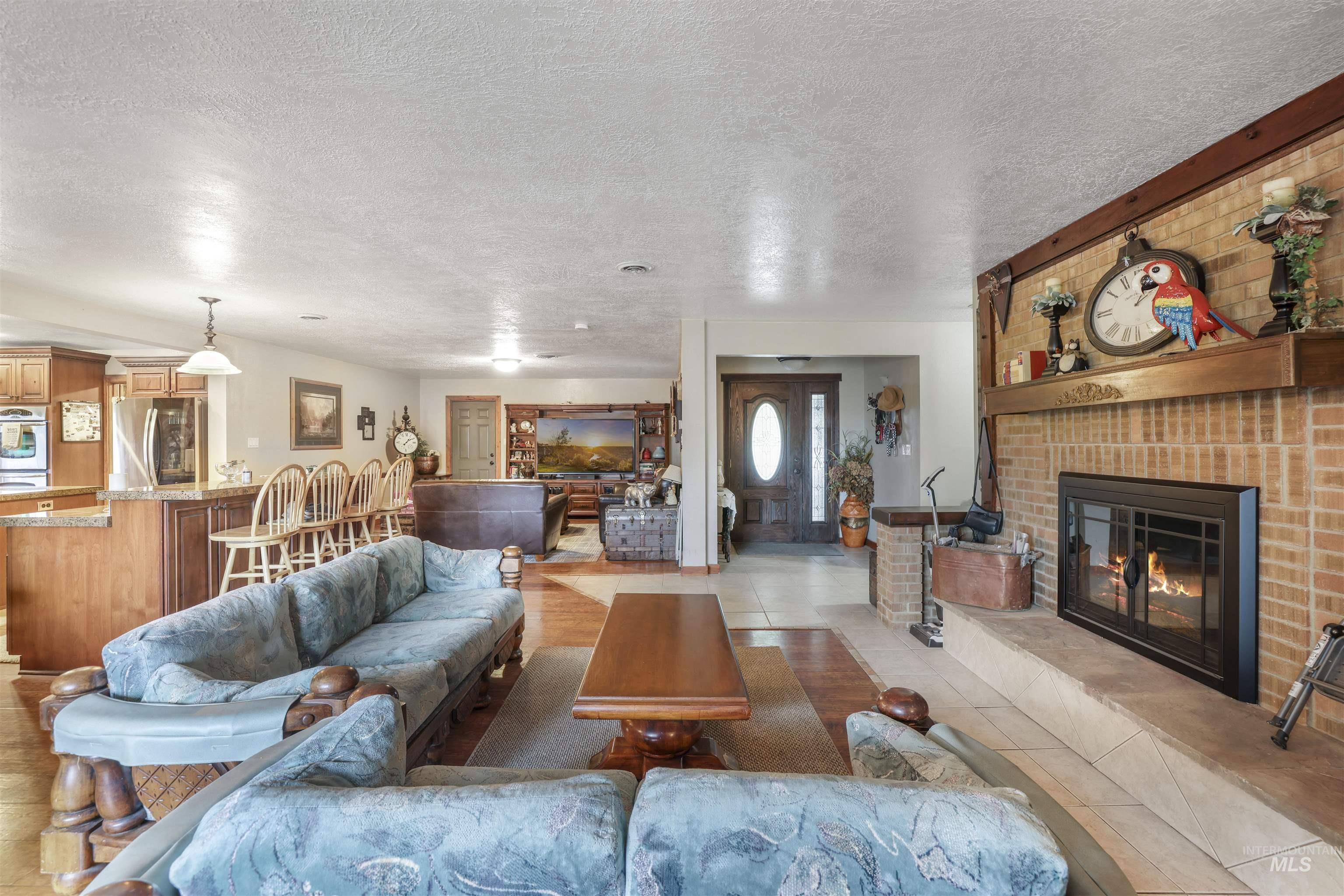 453 Mahard Dr, Twin Falls, Idaho 83301, 3 Bedrooms, 2 Bathrooms, Residential For Sale, Price $774,990,MLS 98959903