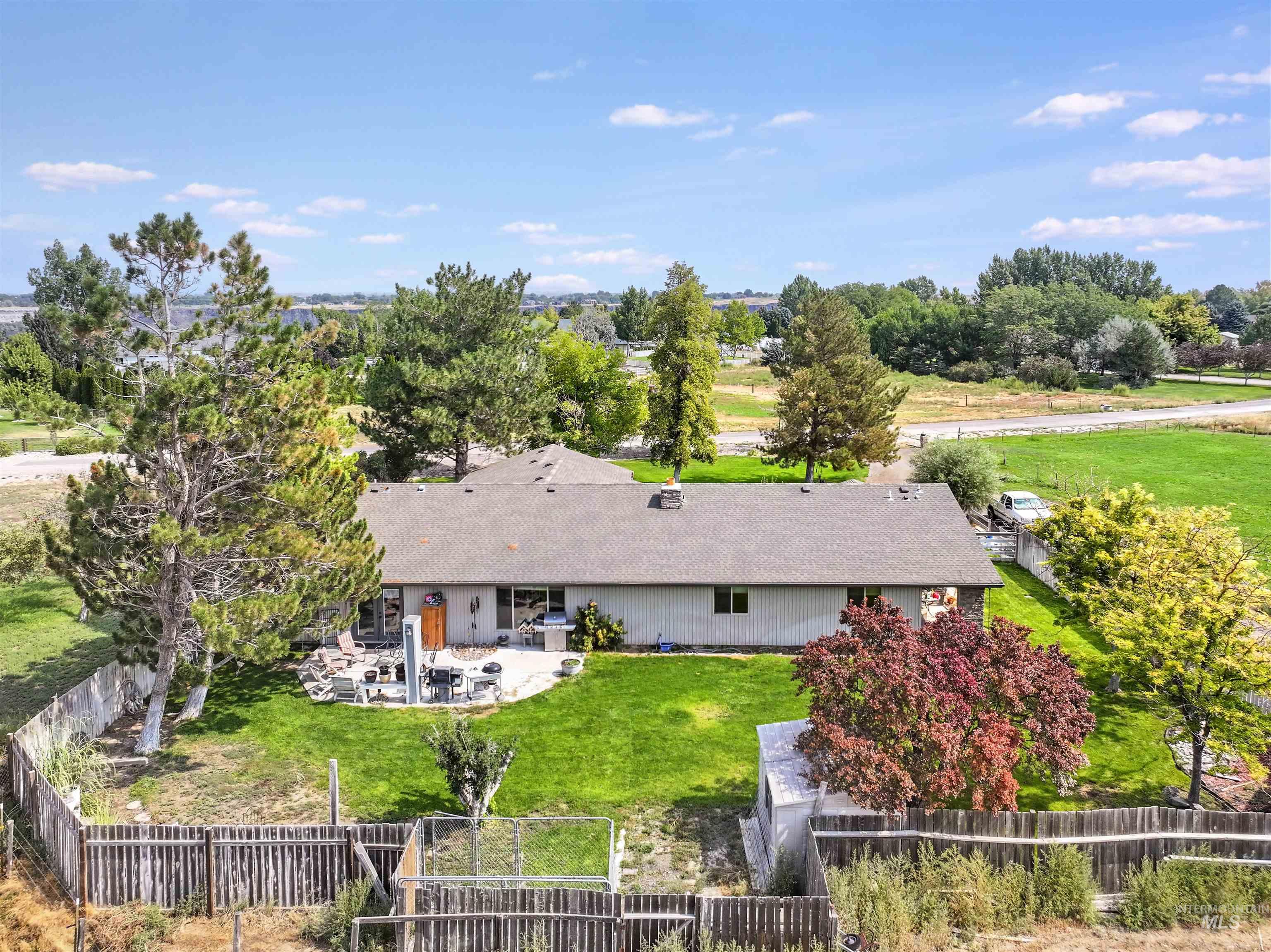 453 Mahard Dr, Twin Falls, Idaho 83301, 3 Bedrooms, 2 Bathrooms, Residential For Sale, Price $774,990,MLS 98959903