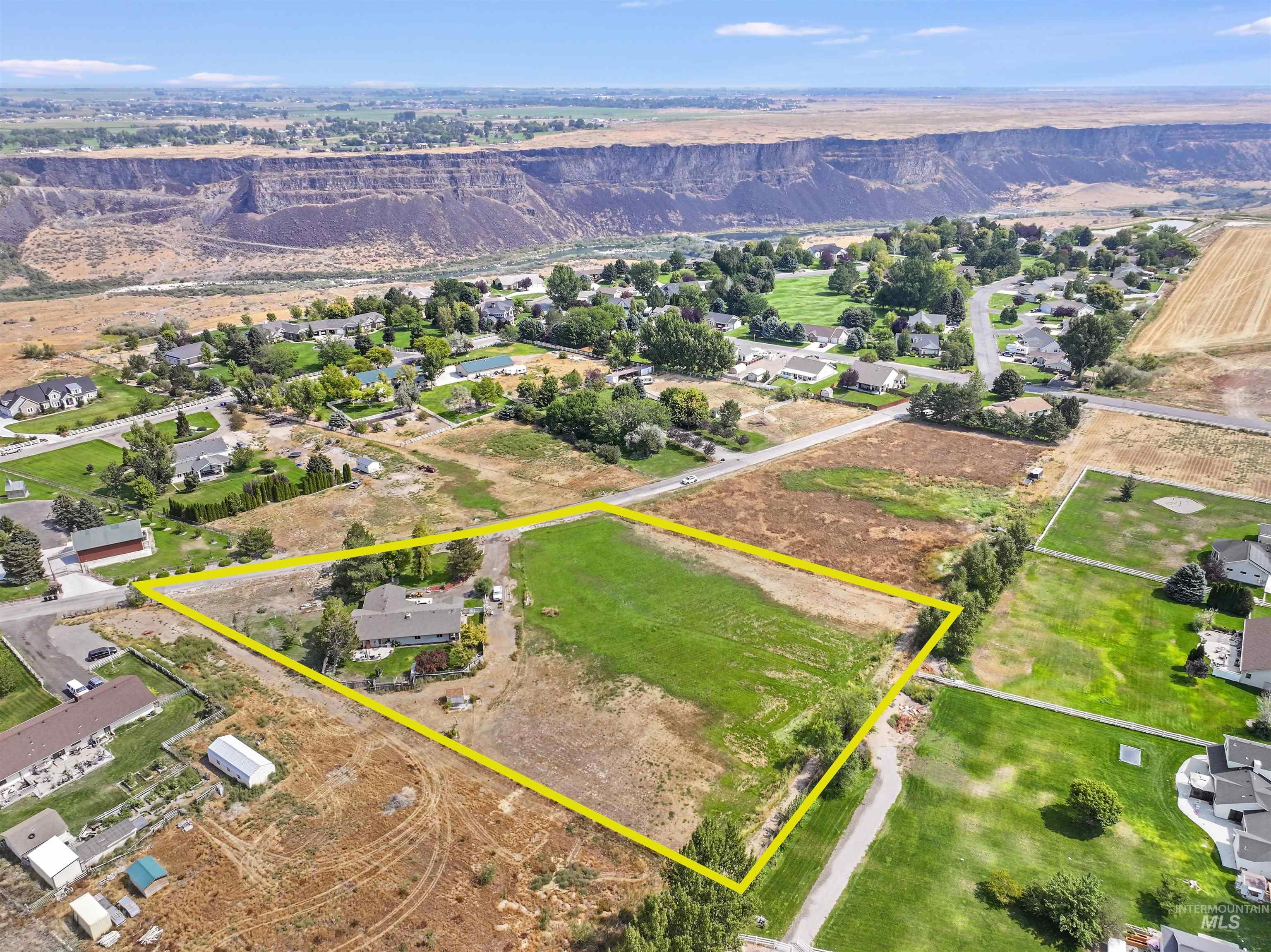 453 Mahard Dr, Twin Falls, Idaho 83301, 3 Bedrooms, 2 Bathrooms, Residential For Sale, Price $774,990,MLS 98959903