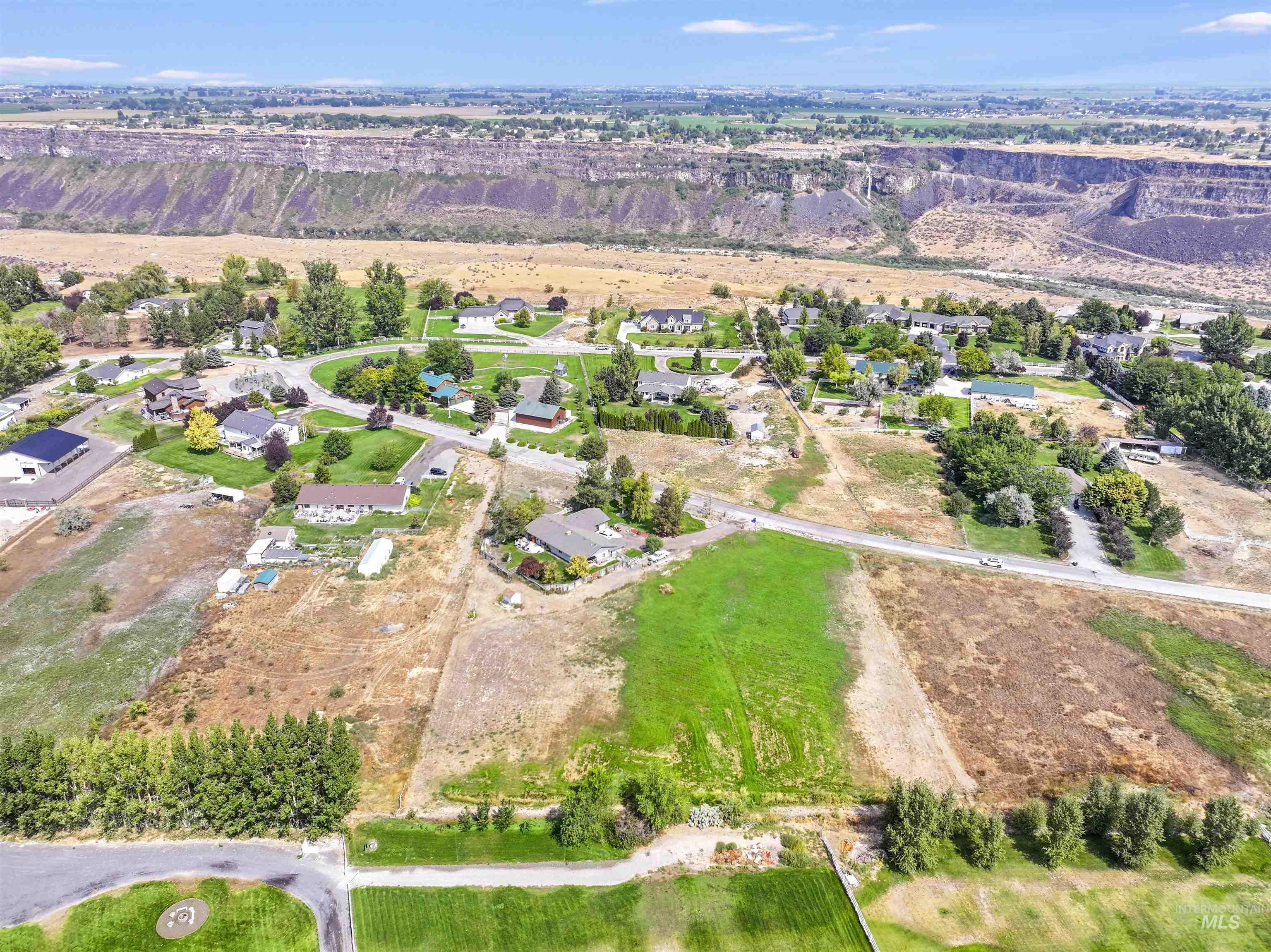 453 Mahard Dr, Twin Falls, Idaho 83301, 3 Bedrooms, 2 Bathrooms, Residential For Sale, Price $774,990,MLS 98959903