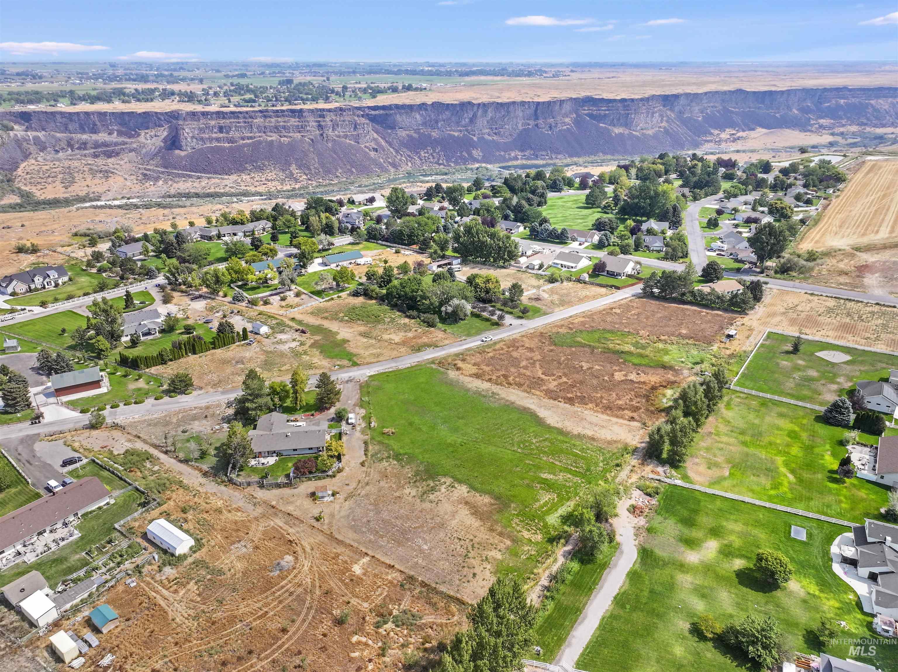 453 Mahard Dr, Twin Falls, Idaho 83301, 3 Bedrooms, 2 Bathrooms, Residential For Sale, Price $774,990,MLS 98959903