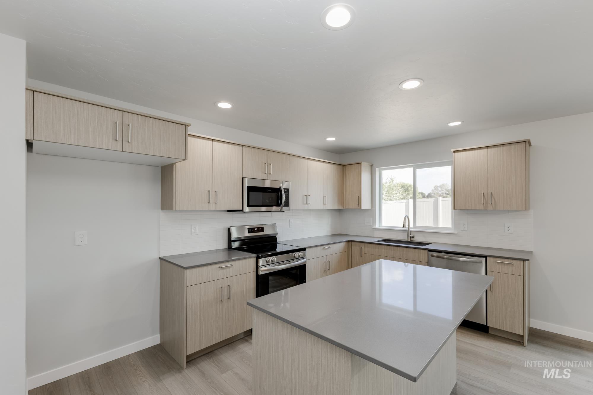 3344 W Morere Dr, Meridian, Idaho 83642, 4 Bedrooms, 2.5 Bathrooms, Residential For Sale, Price $494,990,MLS 98959904