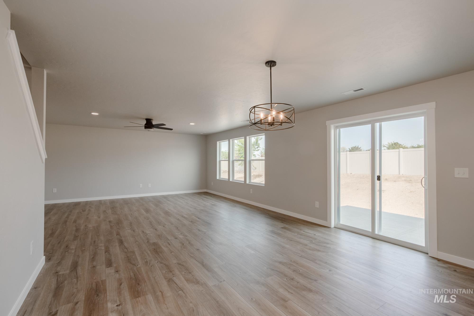 3304 W Morere Dr, Meridian, Idaho 83642, 5 Bedrooms, 3 Bathrooms, Residential For Sale, Price $519,990,MLS 98959906