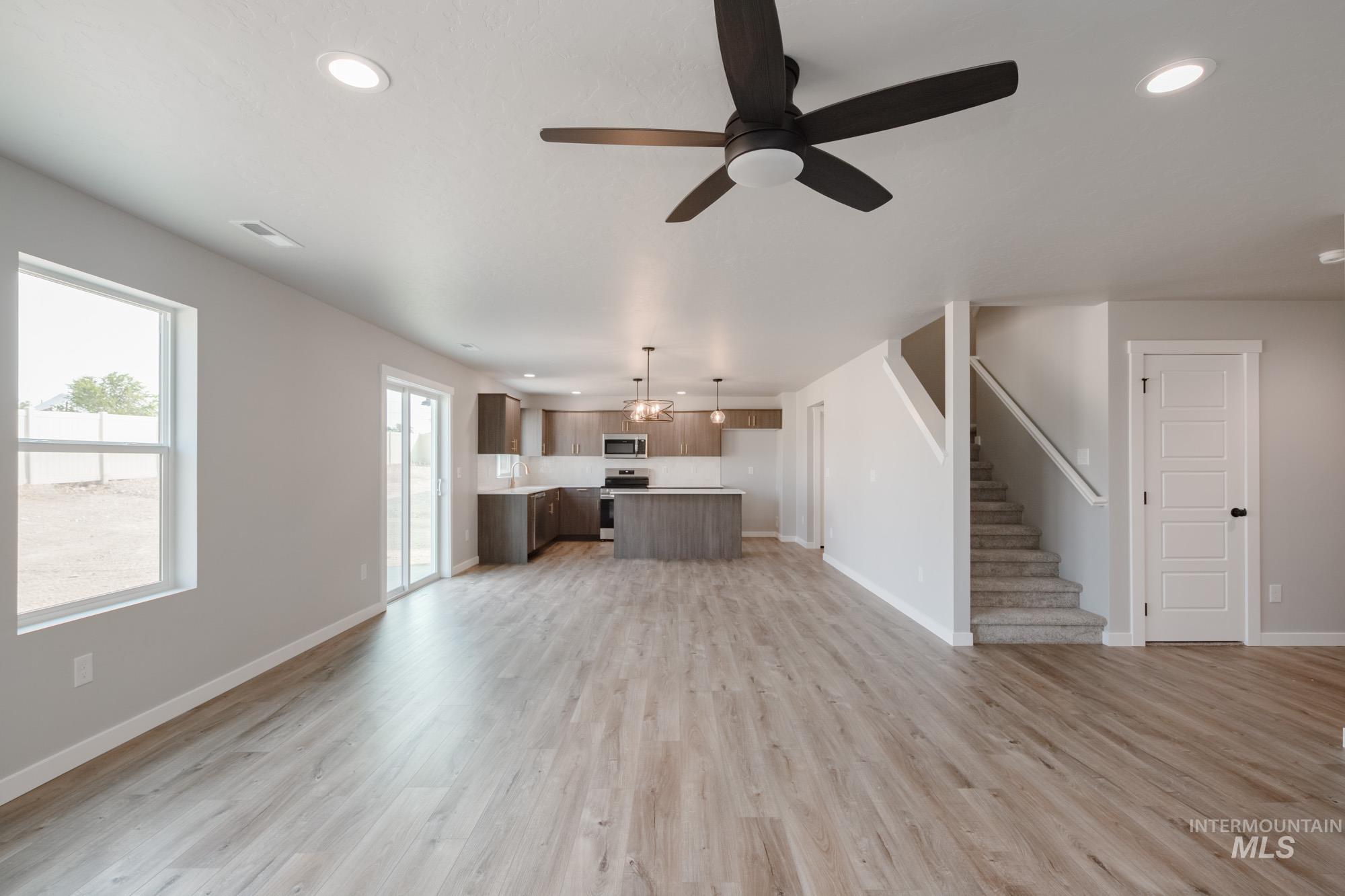 3304 W Morere Dr, Meridian, Idaho 83642, 5 Bedrooms, 3 Bathrooms, Residential For Sale, Price $519,990,MLS 98959906