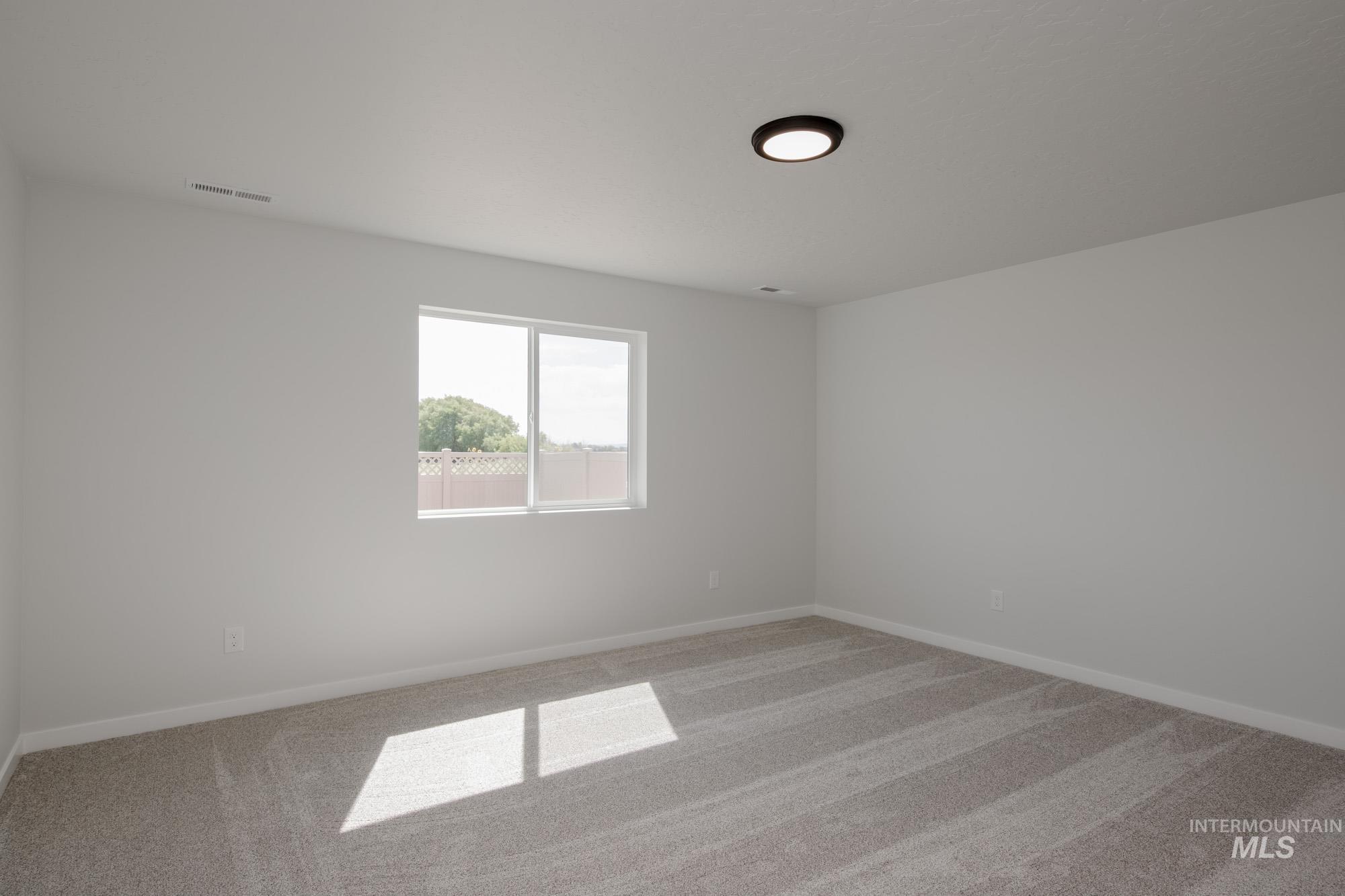 2839 E Valley Wind St, Kuna, Idaho 83634, 4 Bedrooms, 2 Bathrooms, Residential For Sale, Price $422,990,MLS 98959910