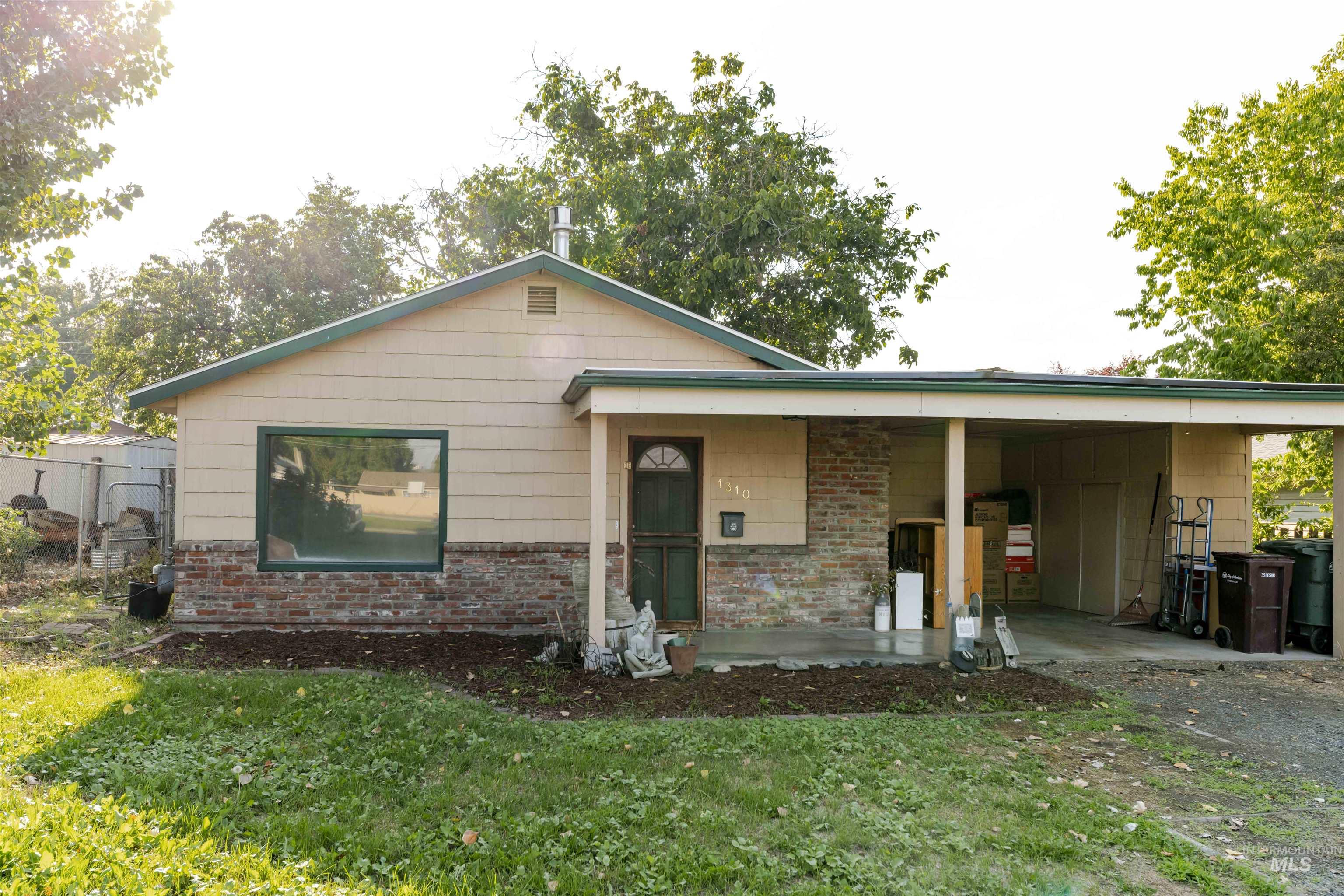 1310 6th St, Clarkston, Washington 99403, 2 Bedrooms, 1 Bathroom, Residential For Sale, Price $249,000,MLS 98959919