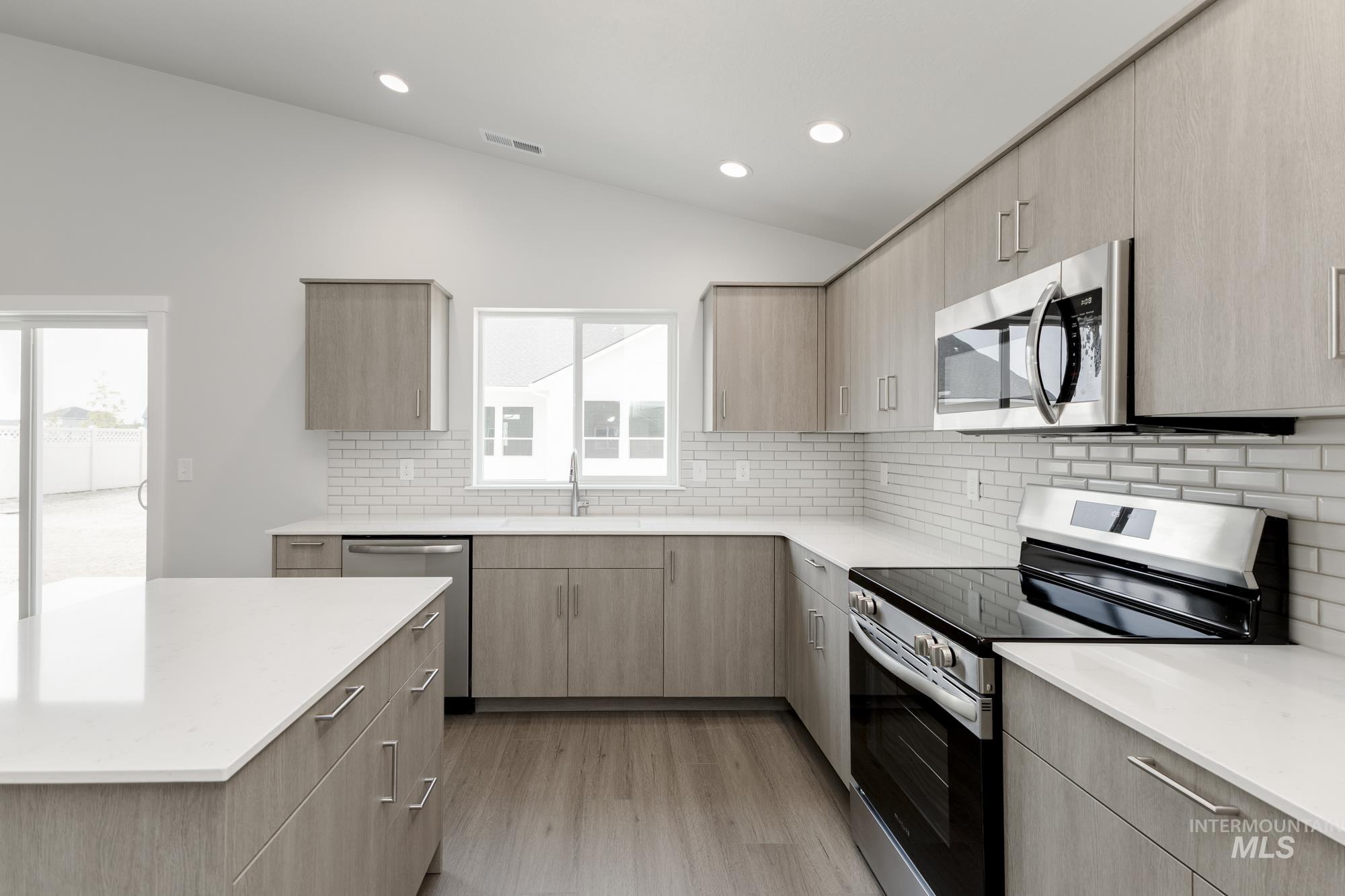 16695 Sentinel Ave, Caldwell, Idaho 83607, 4 Bedrooms, 2 Bathrooms, Residential For Sale, Price $412,990,MLS 98959920