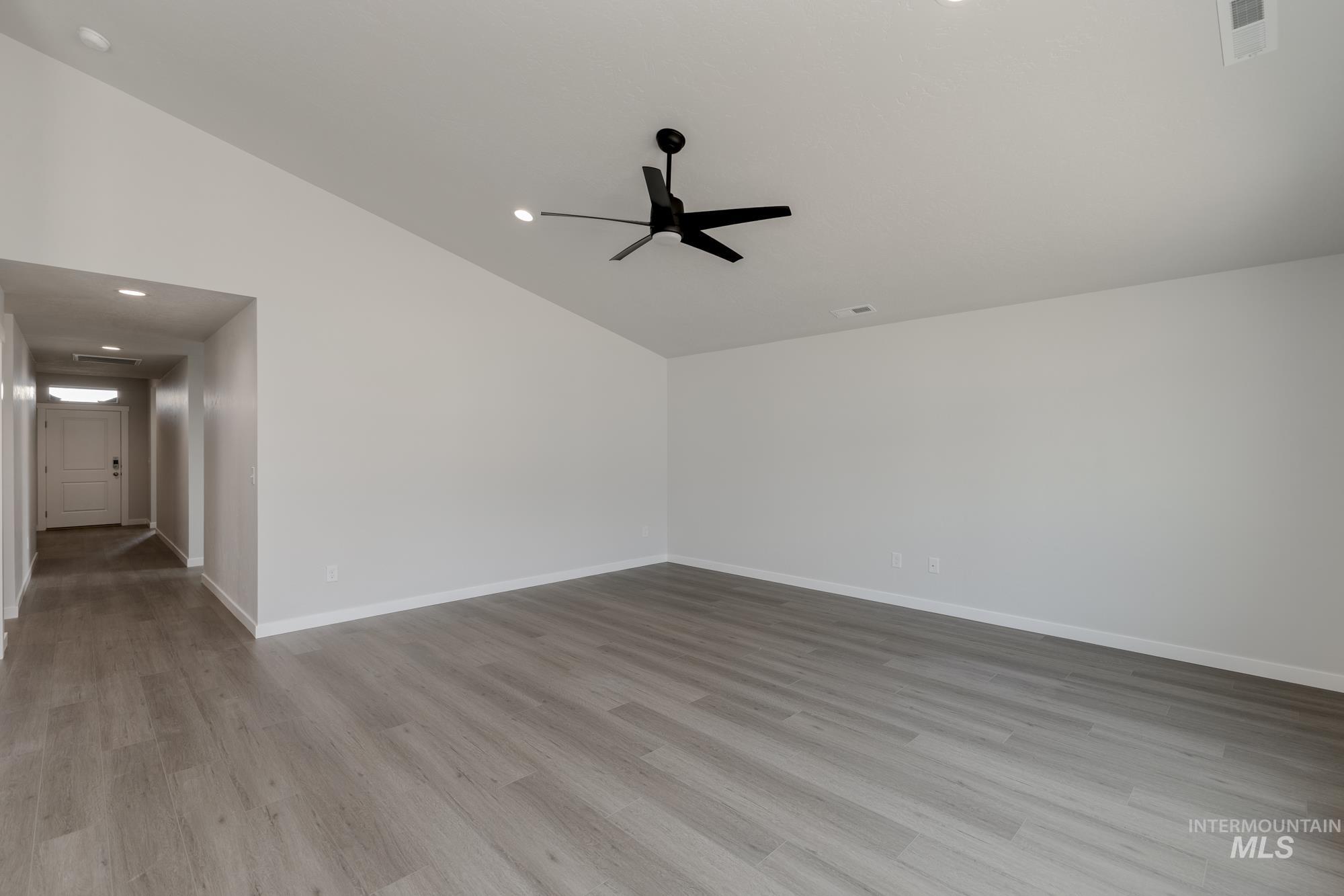 16695 Sentinel Ave, Caldwell, Idaho 83607, 4 Bedrooms, 2 Bathrooms, Residential For Sale, Price $412,990,MLS 98959920