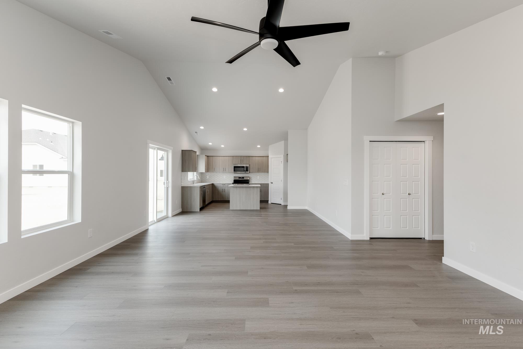 16695 Sentinel Ave, Caldwell, Idaho 83607, 4 Bedrooms, 2 Bathrooms, Residential For Sale, Price $412,990,MLS 98959920