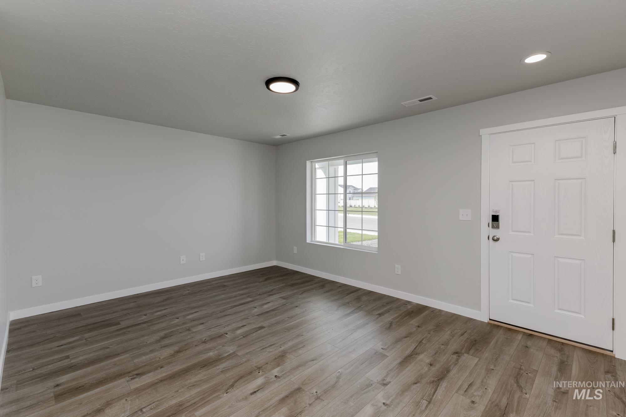 16354 Backfill Ave, Caldwell, Idaho 83607, 5 Bedrooms, 3 Bathrooms, Residential For Sale, Price $448,990,MLS 98959921