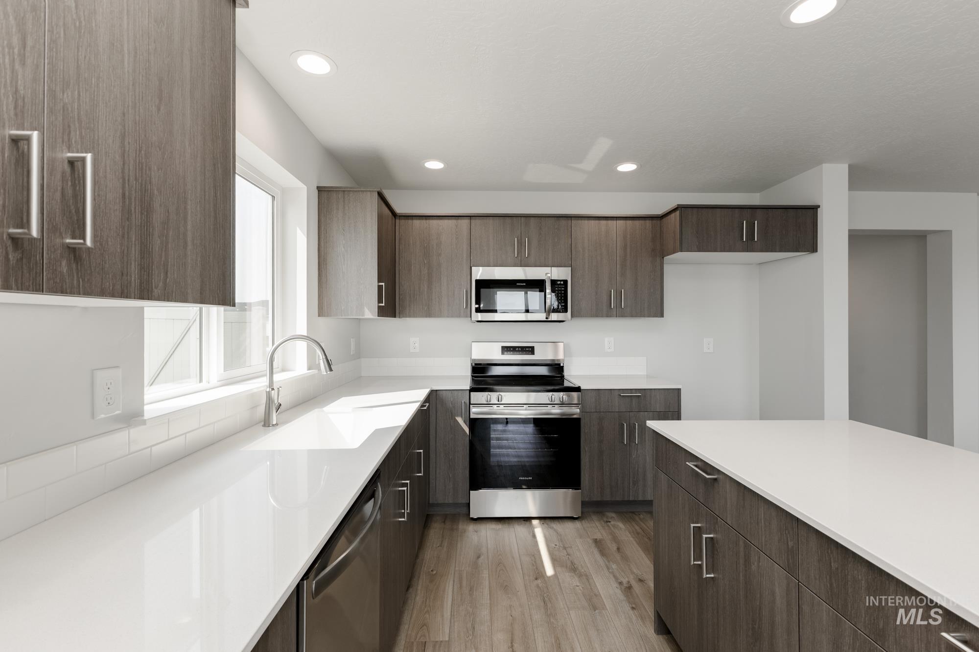 16354 Backfill Ave, Caldwell, Idaho 83607, 5 Bedrooms, 3 Bathrooms, Residential For Sale, Price $448,990,MLS 98959921