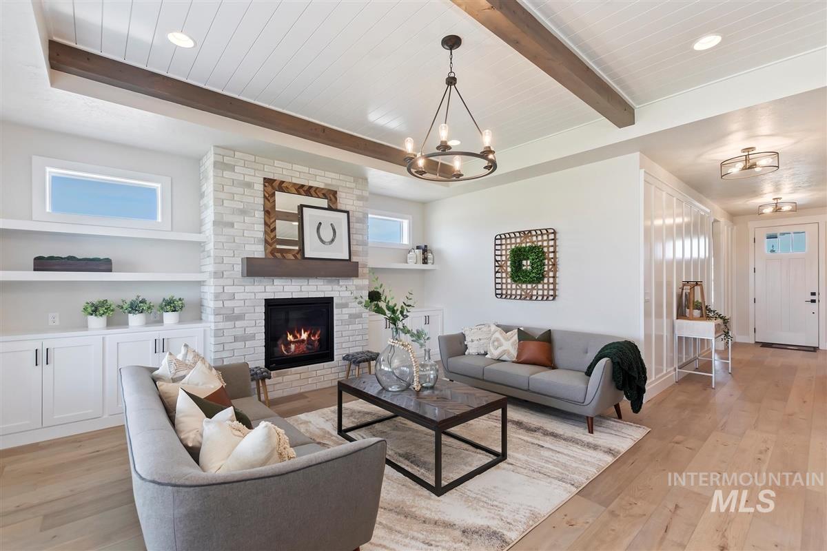 7132 E Chicken Hawk Loop, Nampa, Idaho 83686, 4 Bedrooms, 2 Bathrooms, Residential For Sale, Price $814,900,MLS 98959924