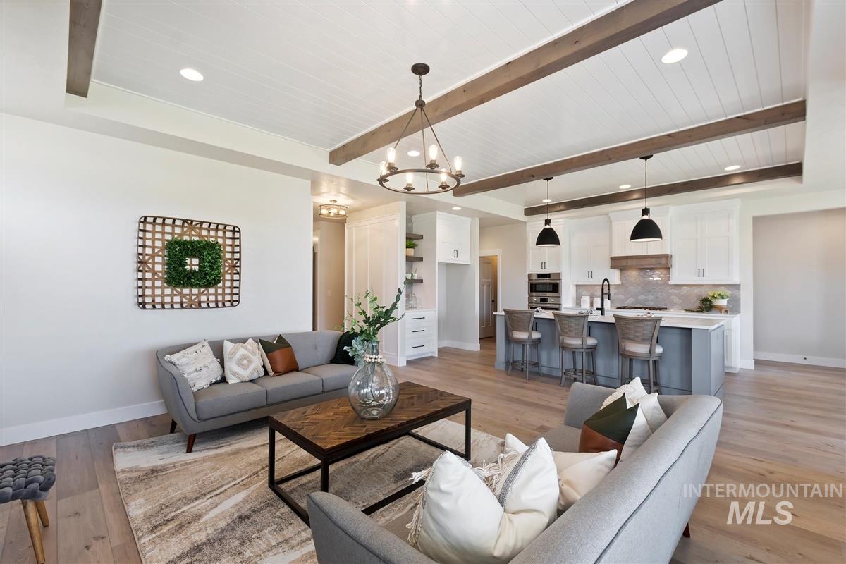 7132 E Chicken Hawk Loop, Nampa, Idaho 83686, 4 Bedrooms, 2 Bathrooms, Residential For Sale, Price $814,900,MLS 98959924