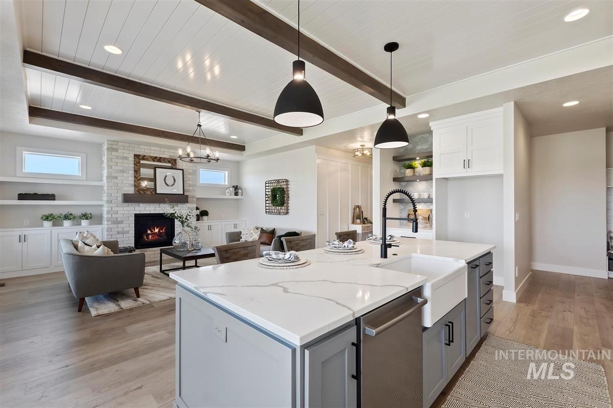 7132 E Chicken Hawk Loop, Nampa, Idaho 83686, 4 Bedrooms, 2 Bathrooms, Residential For Sale, Price $814,900,MLS 98959924