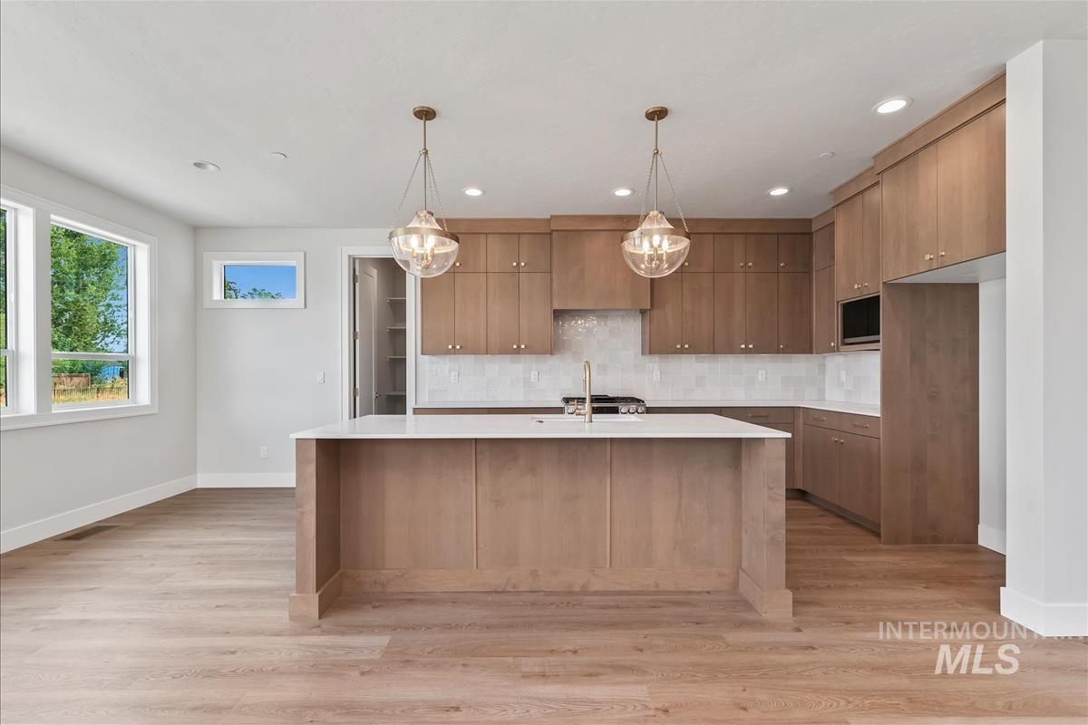 400 Hidden Mill Ct, Middleton, Idaho 83644, 4 Bedrooms, 2.5 Bathrooms, Residential For Sale, Price $624,900,MLS 98959939