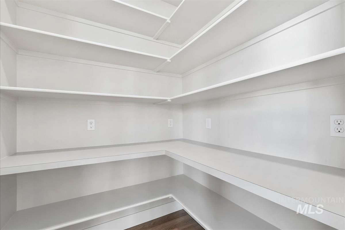 400 Hidden Mill Ct, Middleton, Idaho 83644, 4 Bedrooms, 2.5 Bathrooms, Residential For Sale, Price $624,900,MLS 98959939