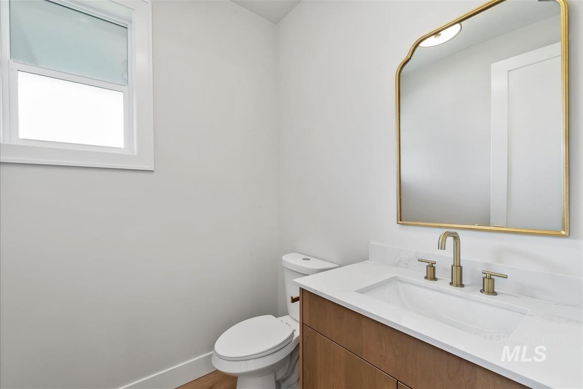 400 Hidden Mill Ct, Middleton, Idaho 83644, 4 Bedrooms, 2.5 Bathrooms, Residential For Sale, Price $624,900,MLS 98959939