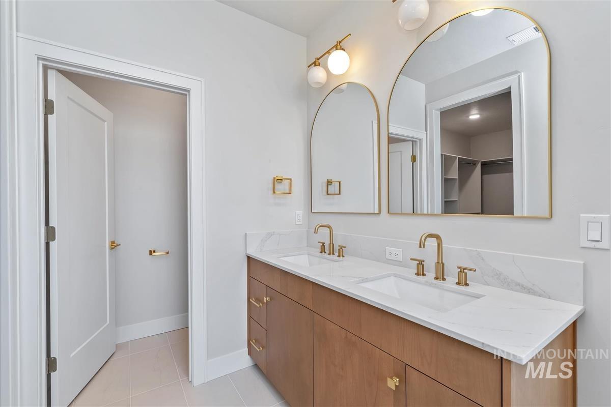 400 Hidden Mill Ct, Middleton, Idaho 83644, 4 Bedrooms, 2.5 Bathrooms, Residential For Sale, Price $624,900,MLS 98959939