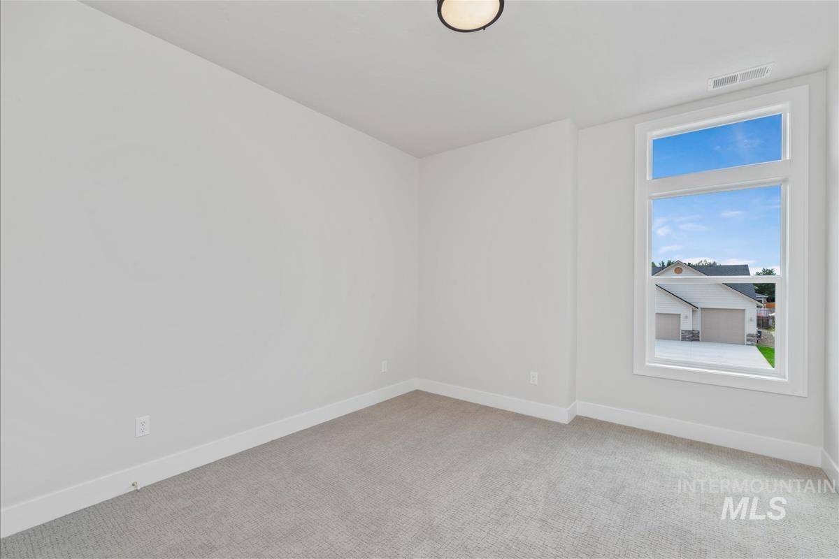 400 Hidden Mill Ct, Middleton, Idaho 83644, 4 Bedrooms, 2.5 Bathrooms, Residential For Sale, Price $624,900,MLS 98959939