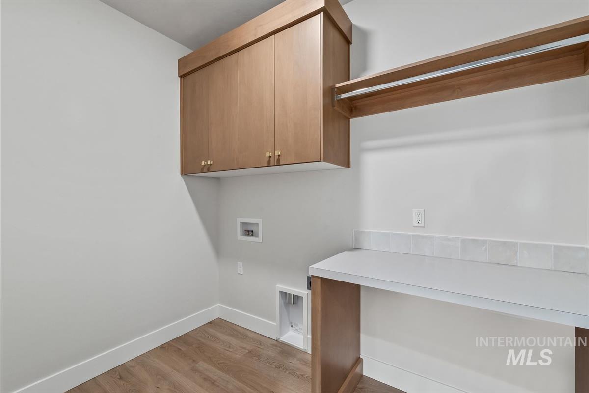 400 Hidden Mill Ct, Middleton, Idaho 83644, 4 Bedrooms, 2.5 Bathrooms, Residential For Sale, Price $624,900,MLS 98959939