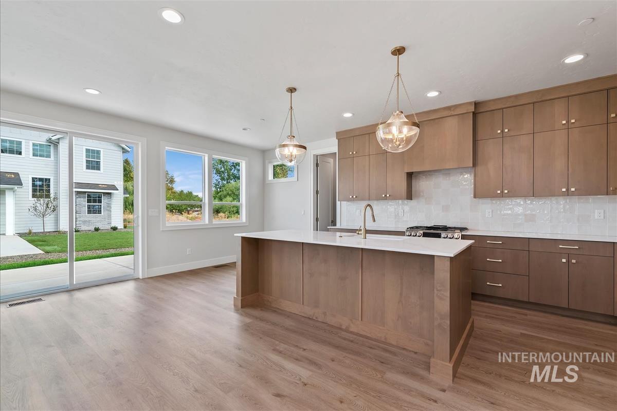 400 Hidden Mill Ct, Middleton, Idaho 83644, 4 Bedrooms, 2.5 Bathrooms, Residential For Sale, Price $624,900,MLS 98959939