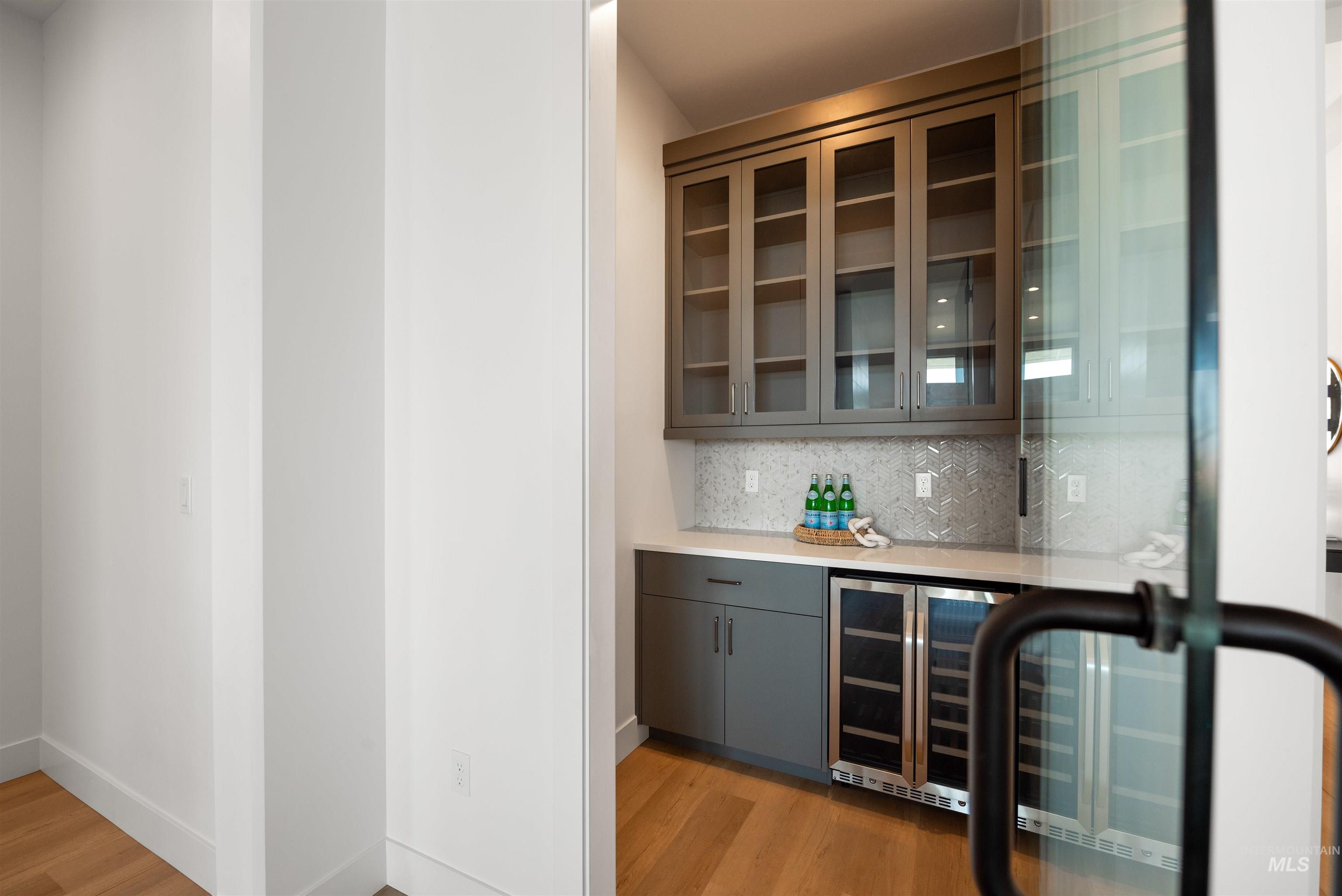 3024 E Parulo Drive, Meridian, Idaho 83642, 3 Bedrooms, 2.5 Bathrooms, Residential For Sale, Price $1,248,000,MLS 98959946