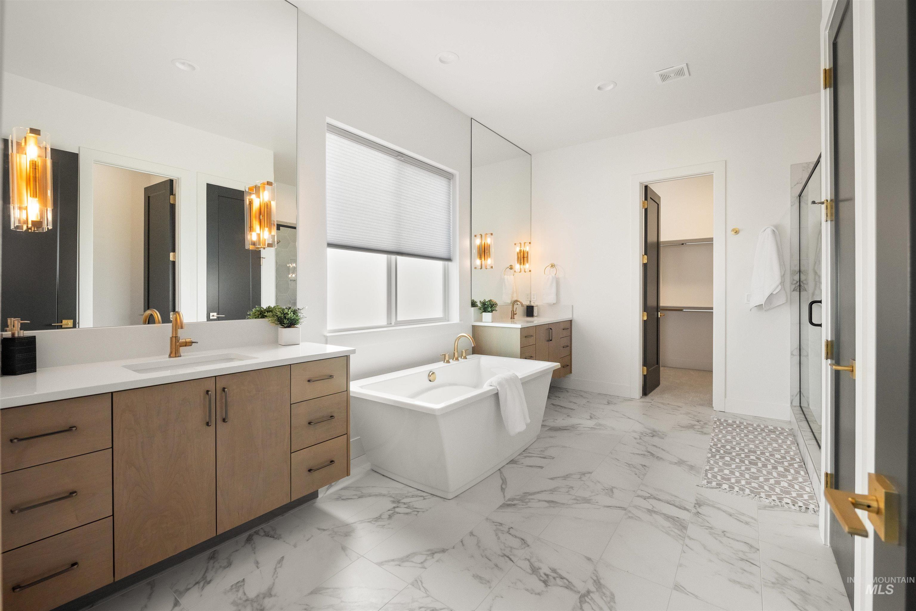 3024 E Parulo Drive, Meridian, Idaho 83642, 3 Bedrooms, 2.5 Bathrooms, Residential For Sale, Price $1,248,000,MLS 98959946