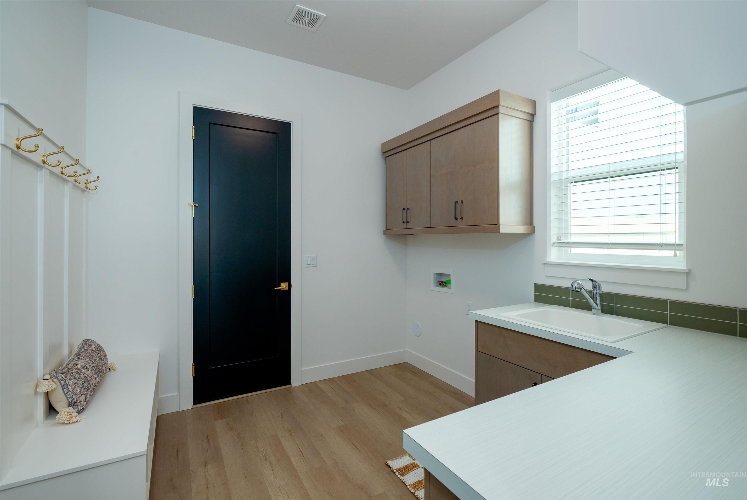 3024 E Parulo Drive, Meridian, Idaho 83642, 3 Bedrooms, 2.5 Bathrooms, Residential For Sale, Price $1,248,000,MLS 98959946