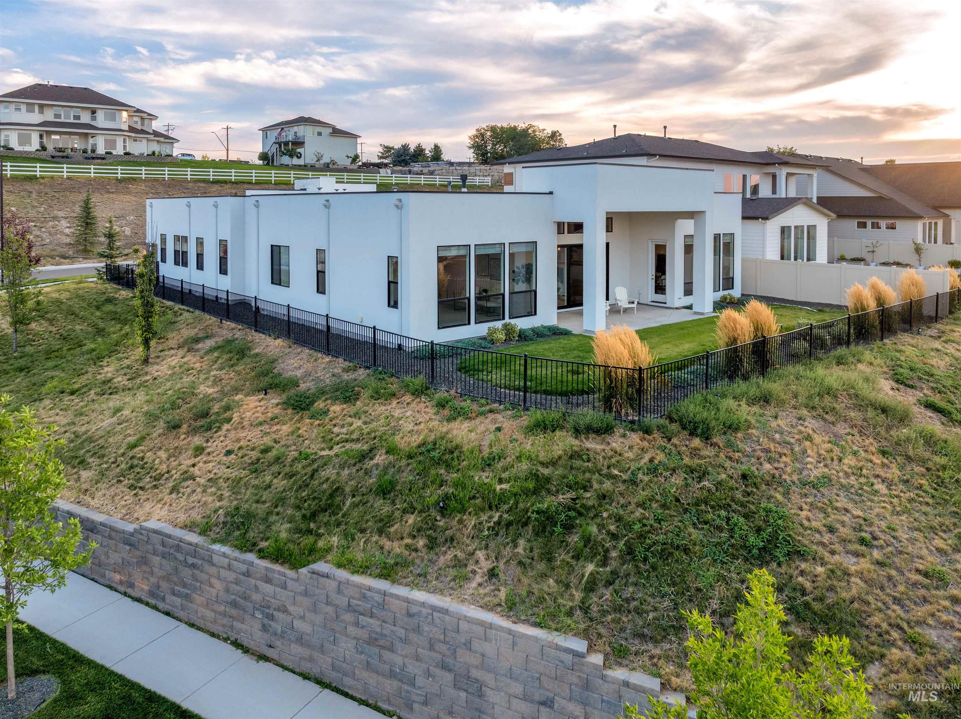 3024 E Parulo Drive, Meridian, Idaho 83642, 3 Bedrooms, 2.5 Bathrooms, Residential For Sale, Price $1,248,000,MLS 98959946