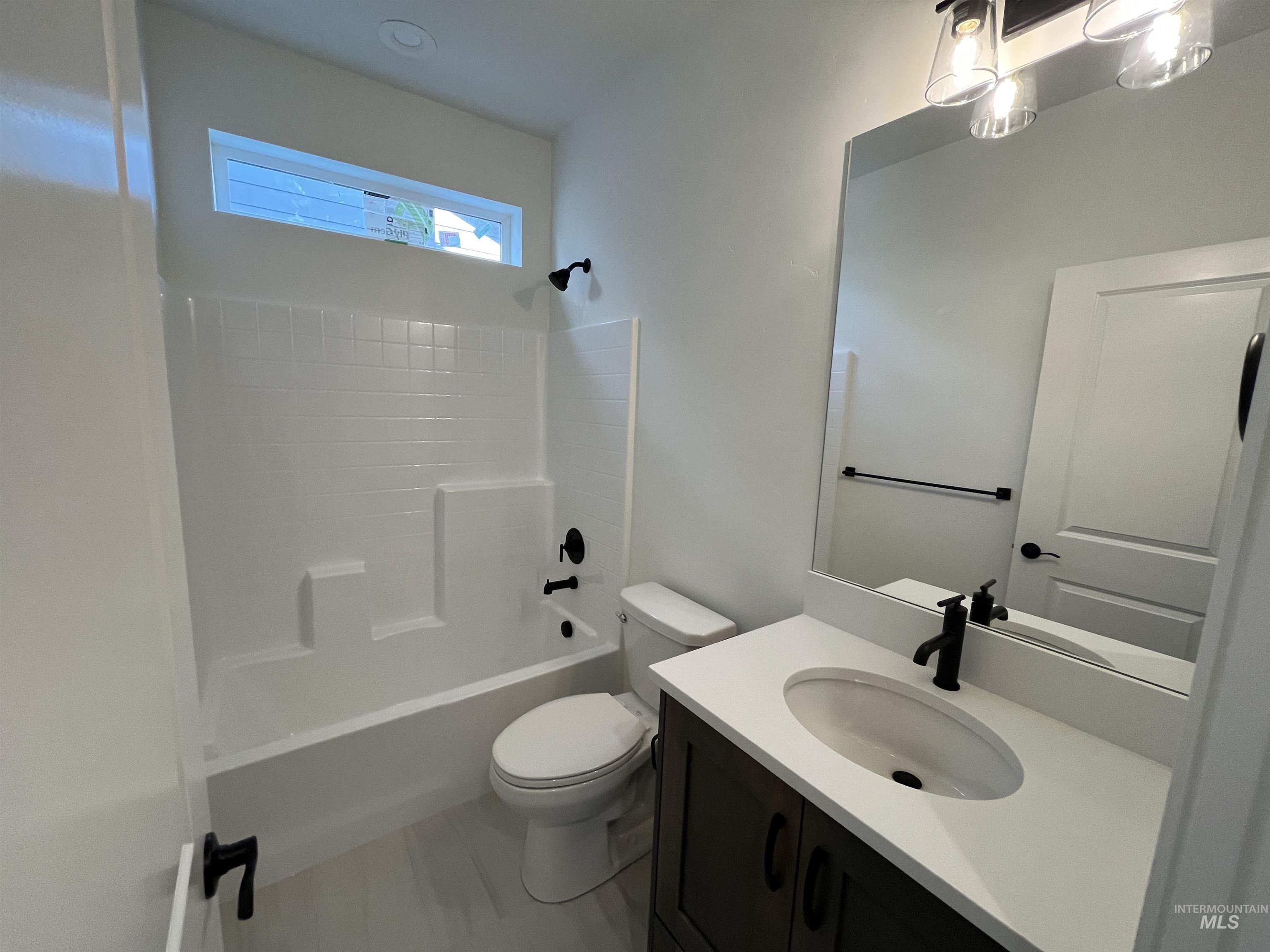 365 S Bumper Way, Boise, Idaho 83716, 3 Bedrooms, 2 Bathrooms, Residential For Sale, Price $499,900, 98959968