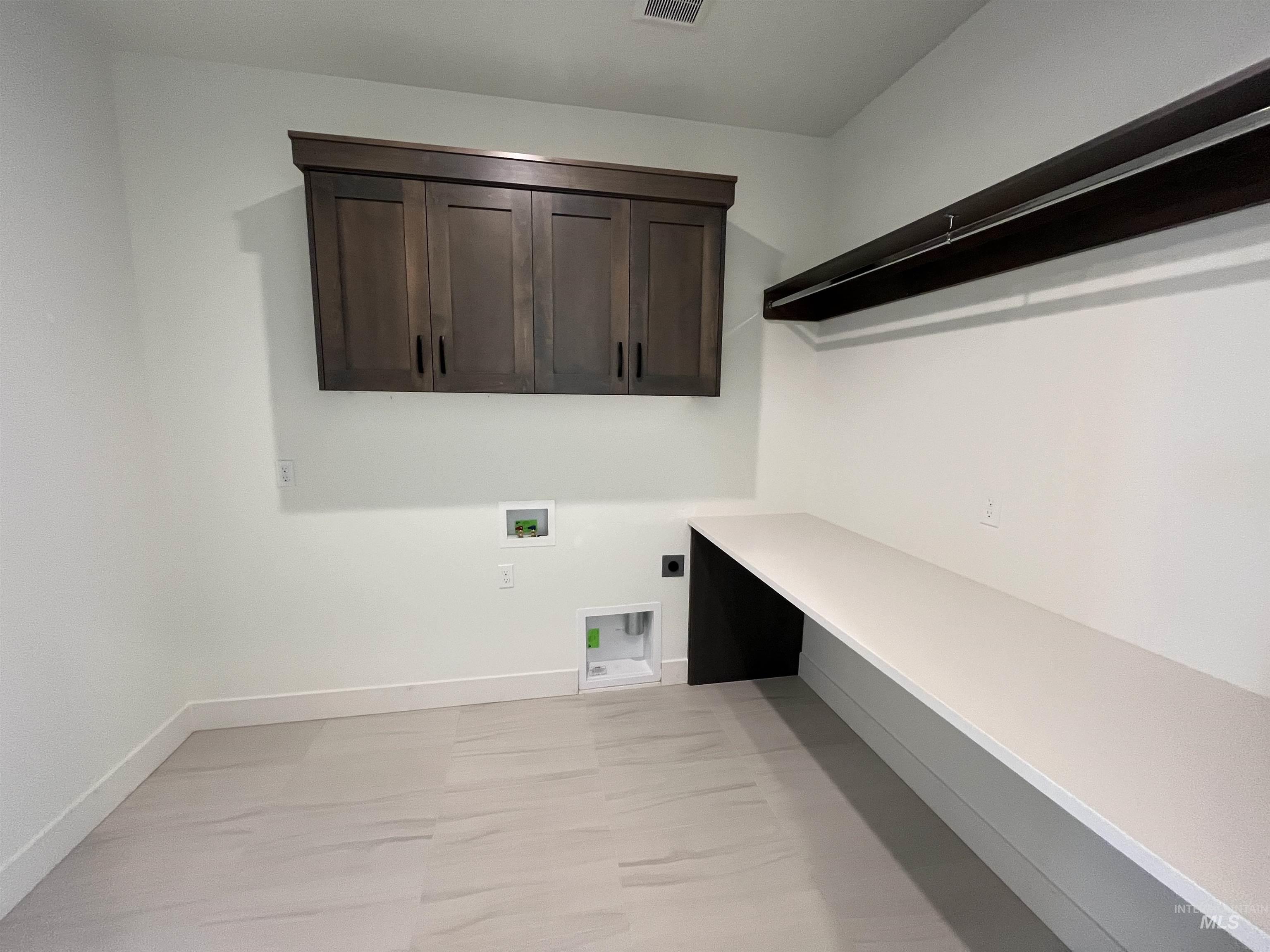 365 S Bumper Way, Boise, Idaho 83716, 3 Bedrooms, 2 Bathrooms, Residential For Sale, Price $499,900, 98959968