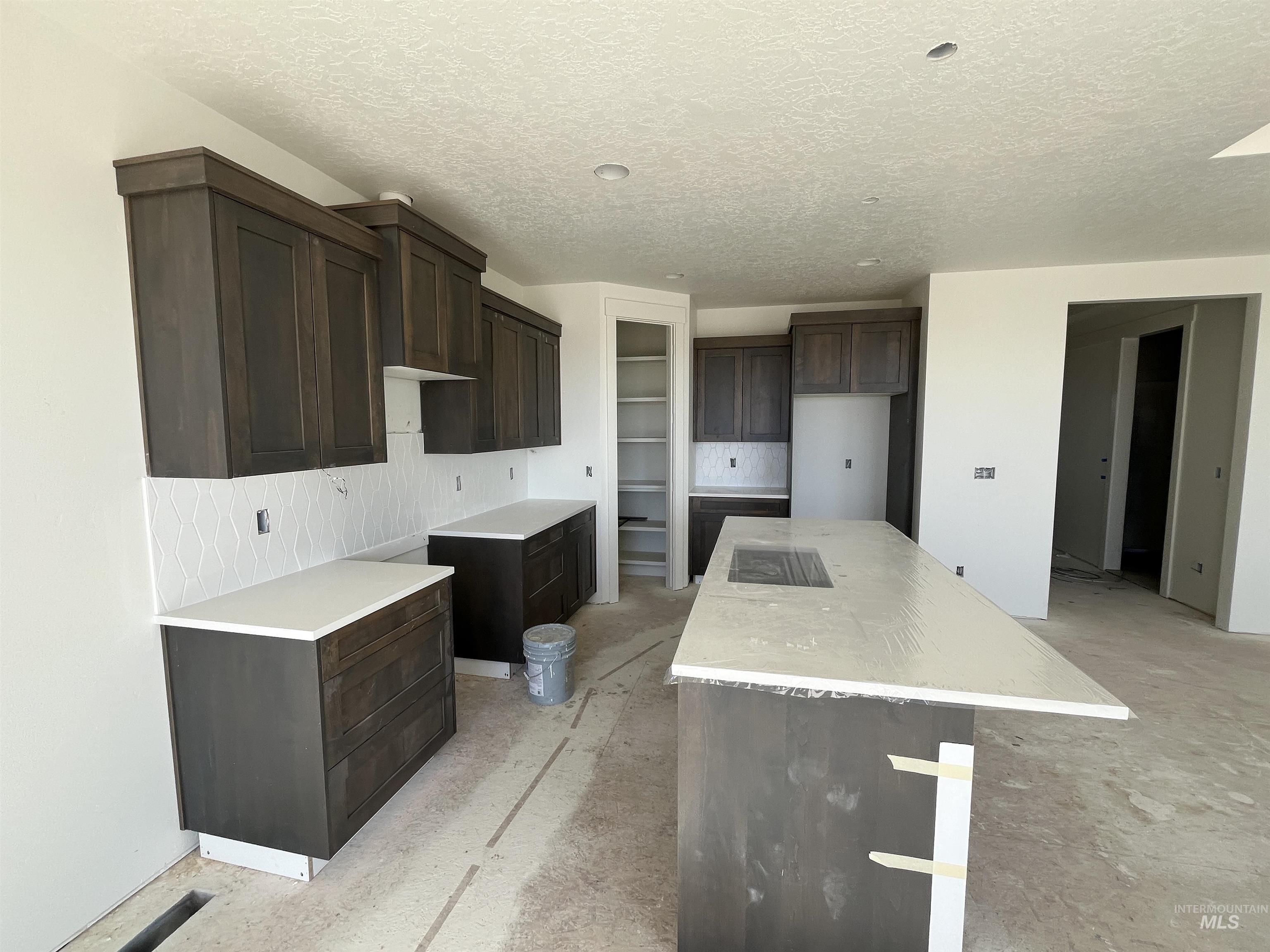 365 S Bumper Way, Boise, Idaho 83716, 3 Bedrooms, 2 Bathrooms, Residential For Sale, Price $499,900,MLS 98959968