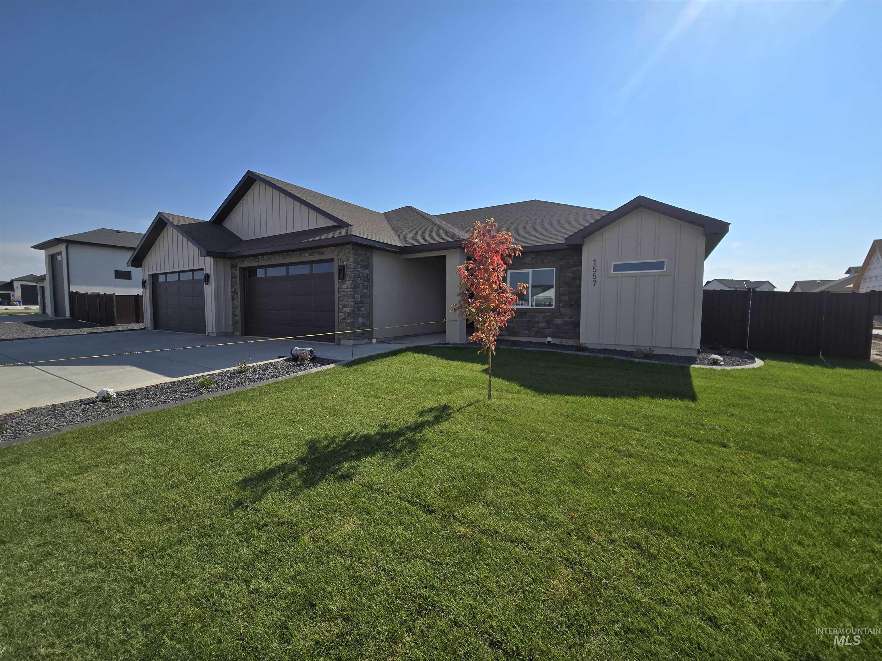 1557 Tule Dr., Twin Falls, Idaho 83301, 3 Bedrooms, 2.5 Bathrooms, Residential For Sale, Price $599,000,MLS 98959994