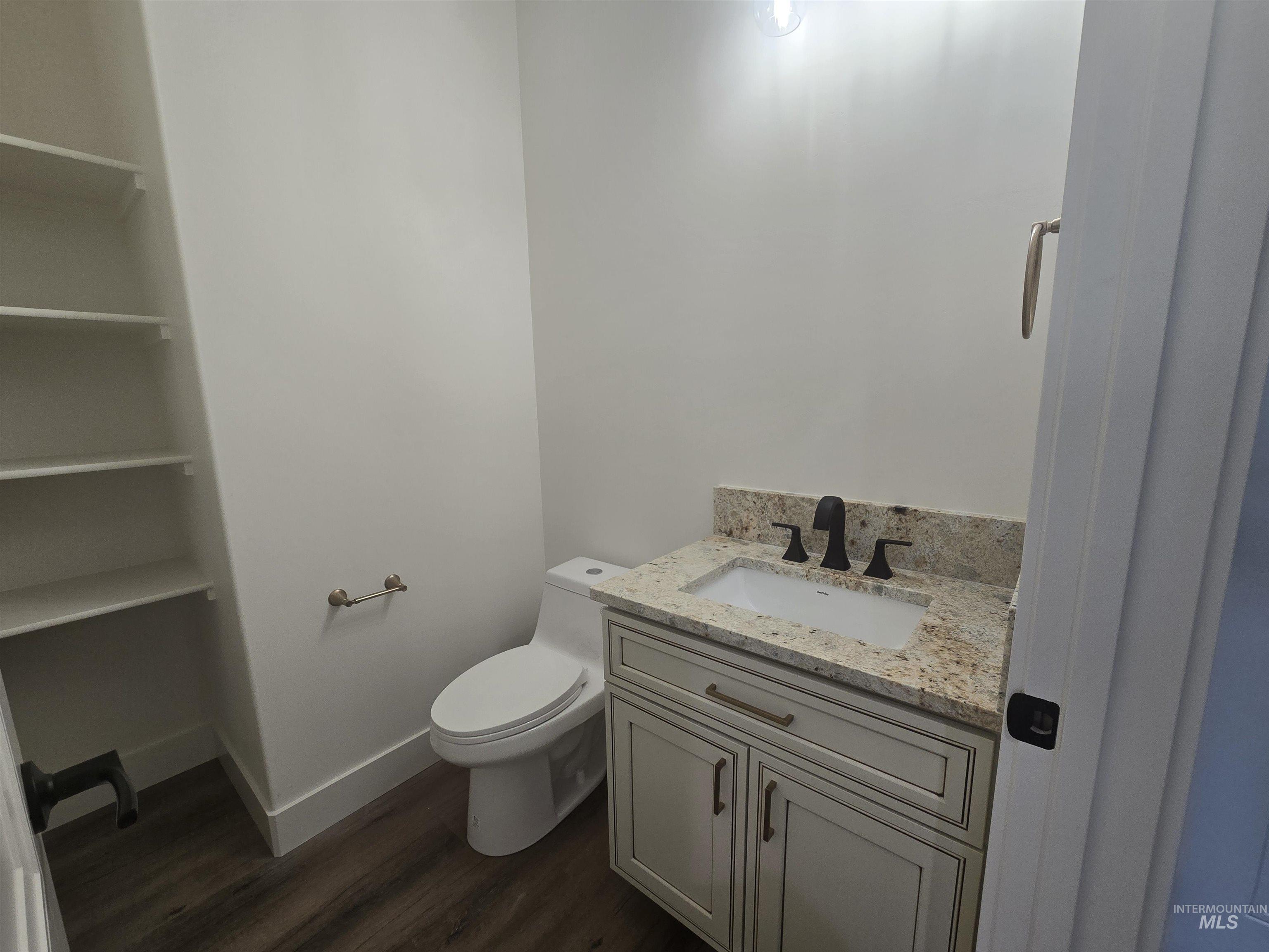 1557 Tule Dr., Twin Falls, Idaho 83301, 3 Bedrooms, 2.5 Bathrooms, Residential For Sale, Price $599,000,MLS 98959994