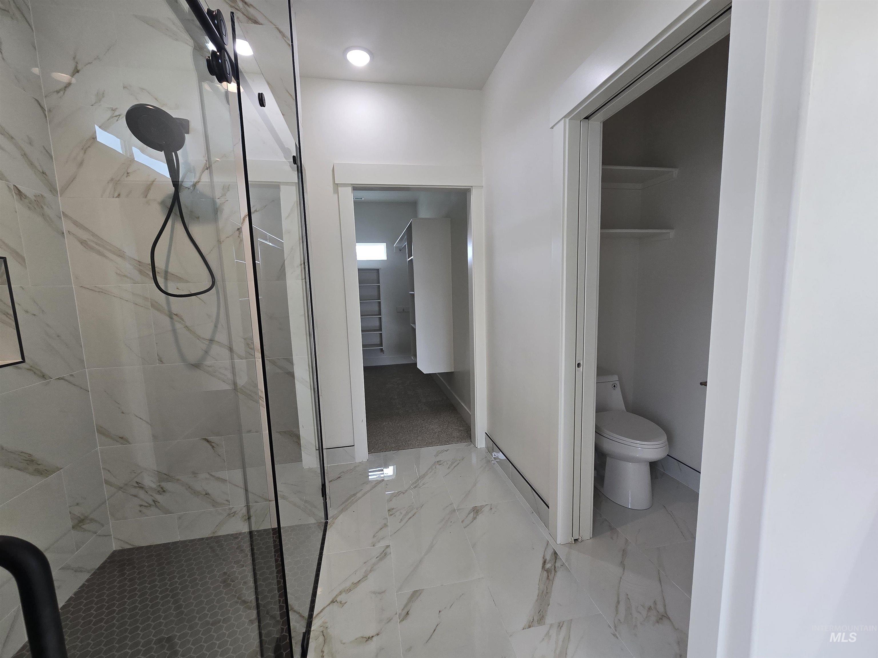 1557 Tule Dr., Twin Falls, Idaho 83301, 3 Bedrooms, 2.5 Bathrooms, Residential For Sale, Price $599,000,MLS 98959994