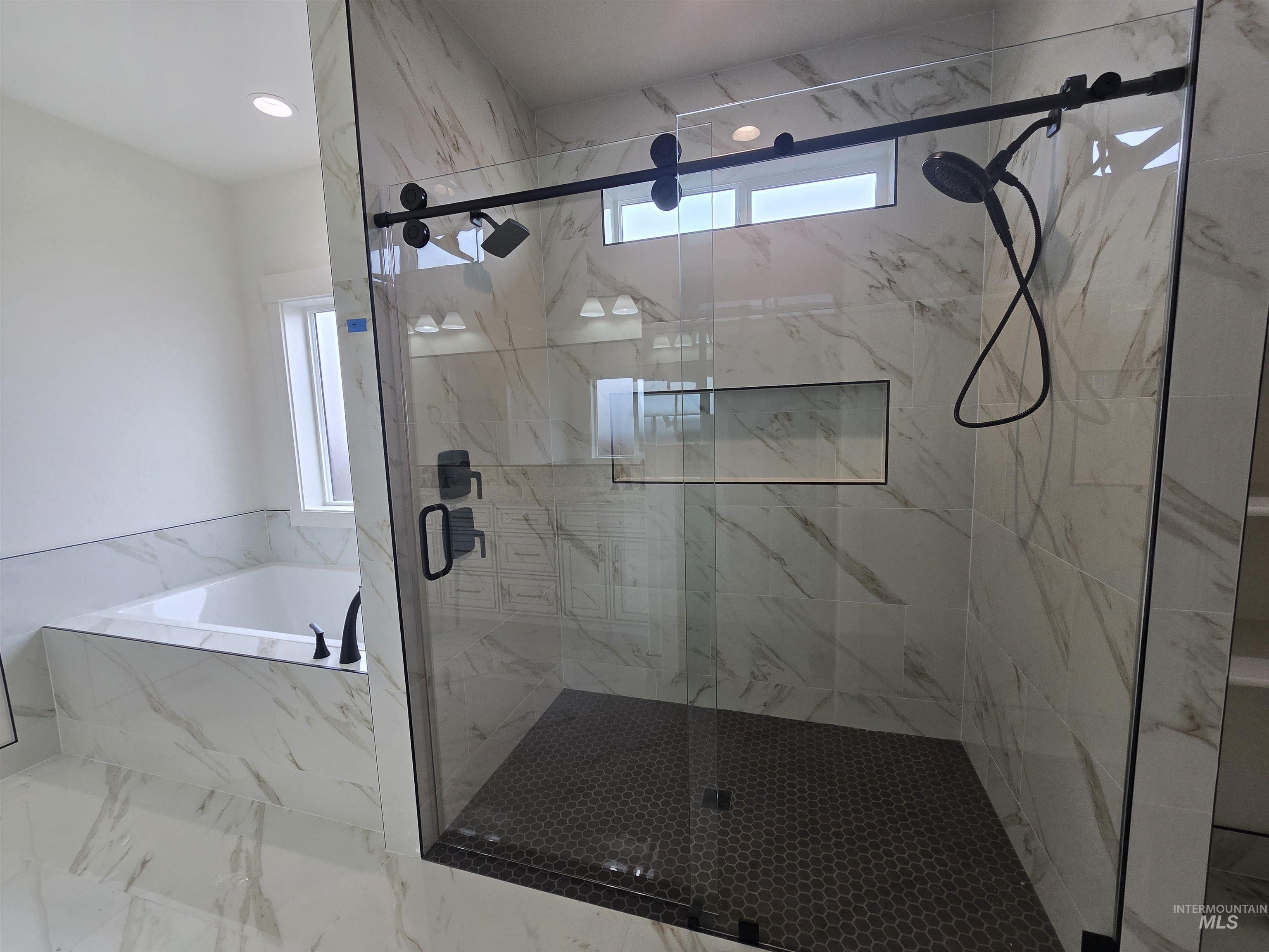 1557 Tule Dr., Twin Falls, Idaho 83301, 3 Bedrooms, 2.5 Bathrooms, Residential For Sale, Price $599,000,MLS 98959994